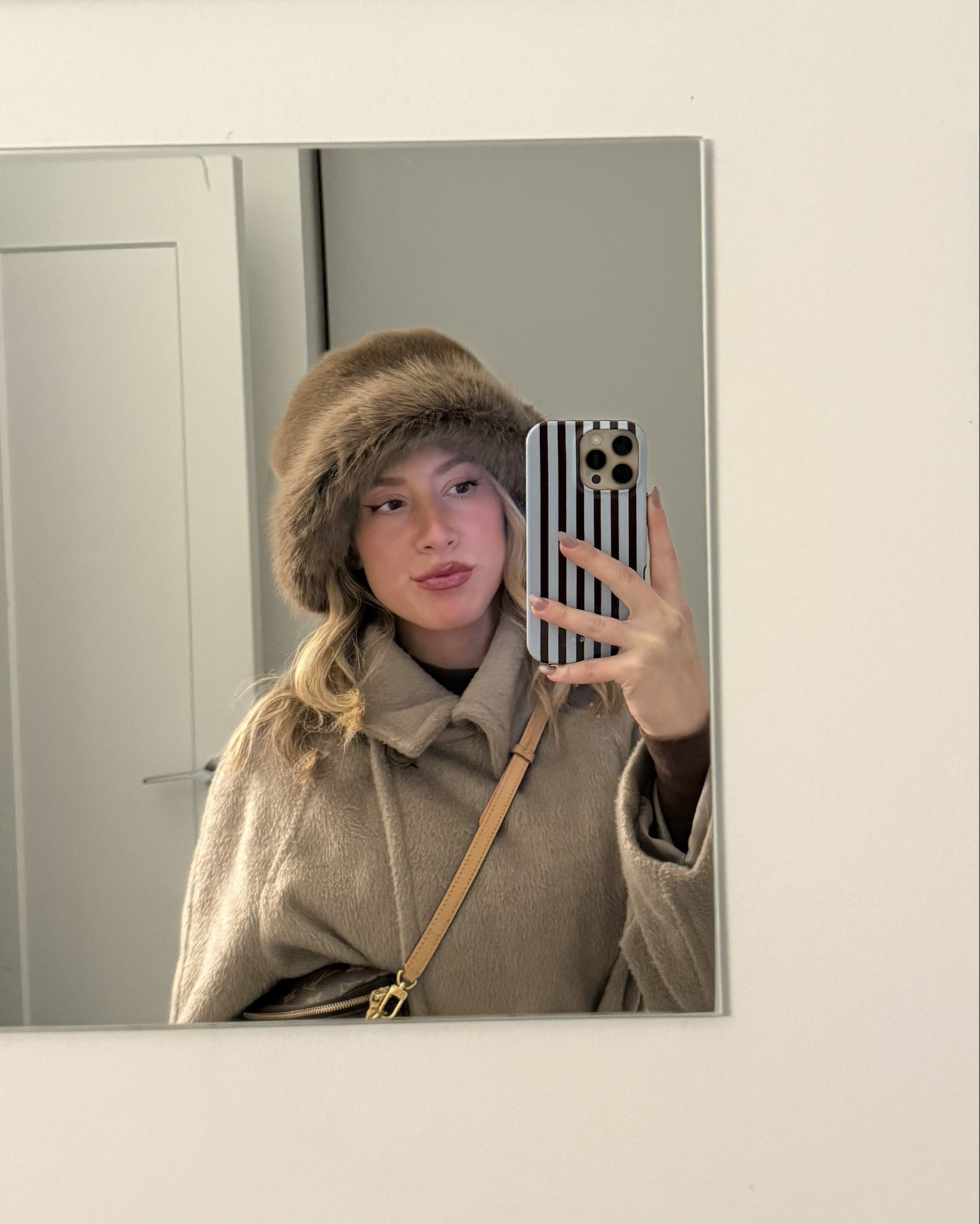 The cutest fur hats to exist🤎🧸

#LTKSeasonal #LTKootd #LTKHoliday