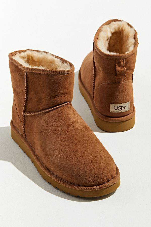 UGG Classic Mini Boot | Urban Outfitters (US and RoW)