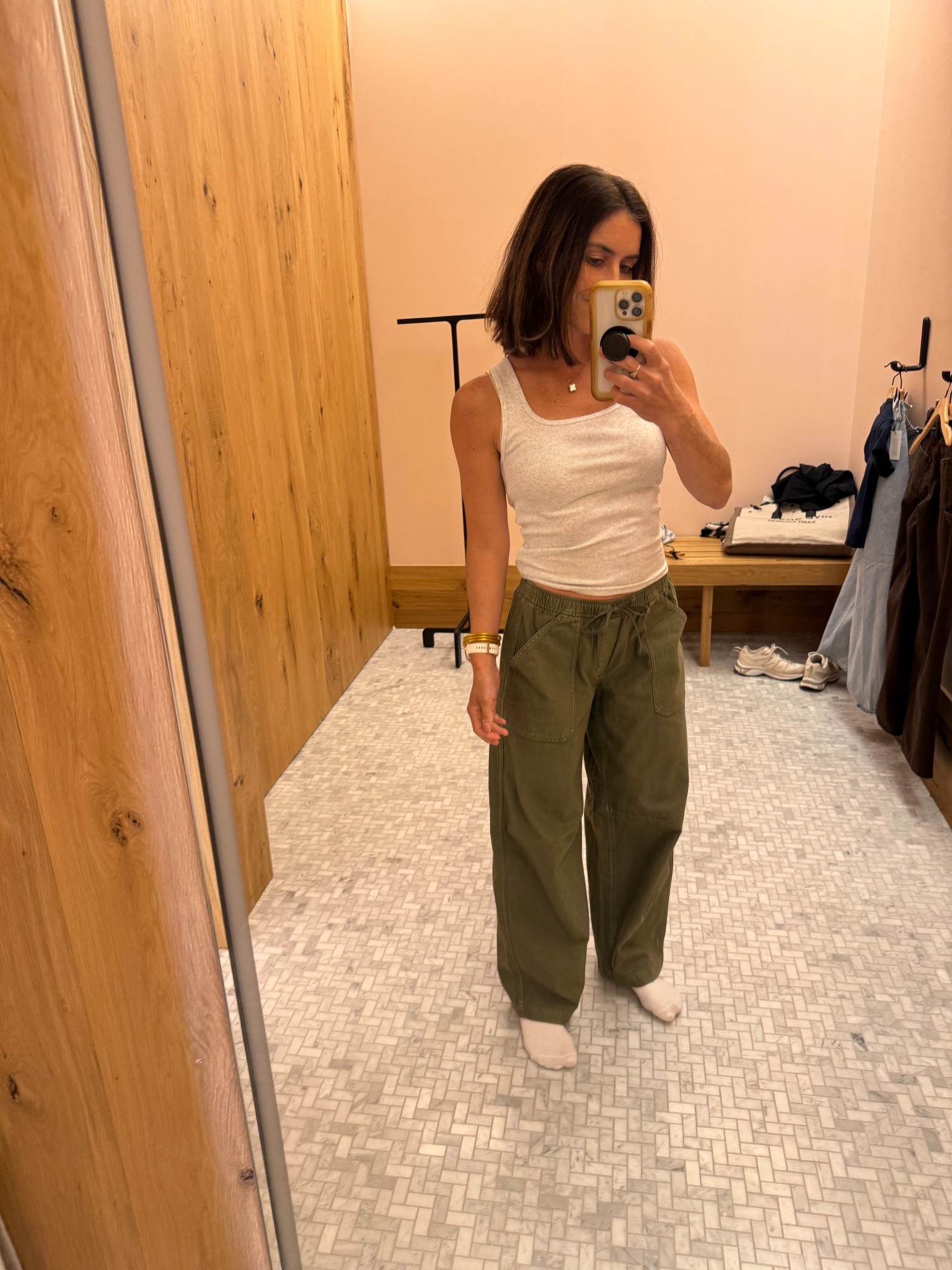 Small tank and x small pants 

#LTKSaleAlert #LTKSeasonal #LTKootd