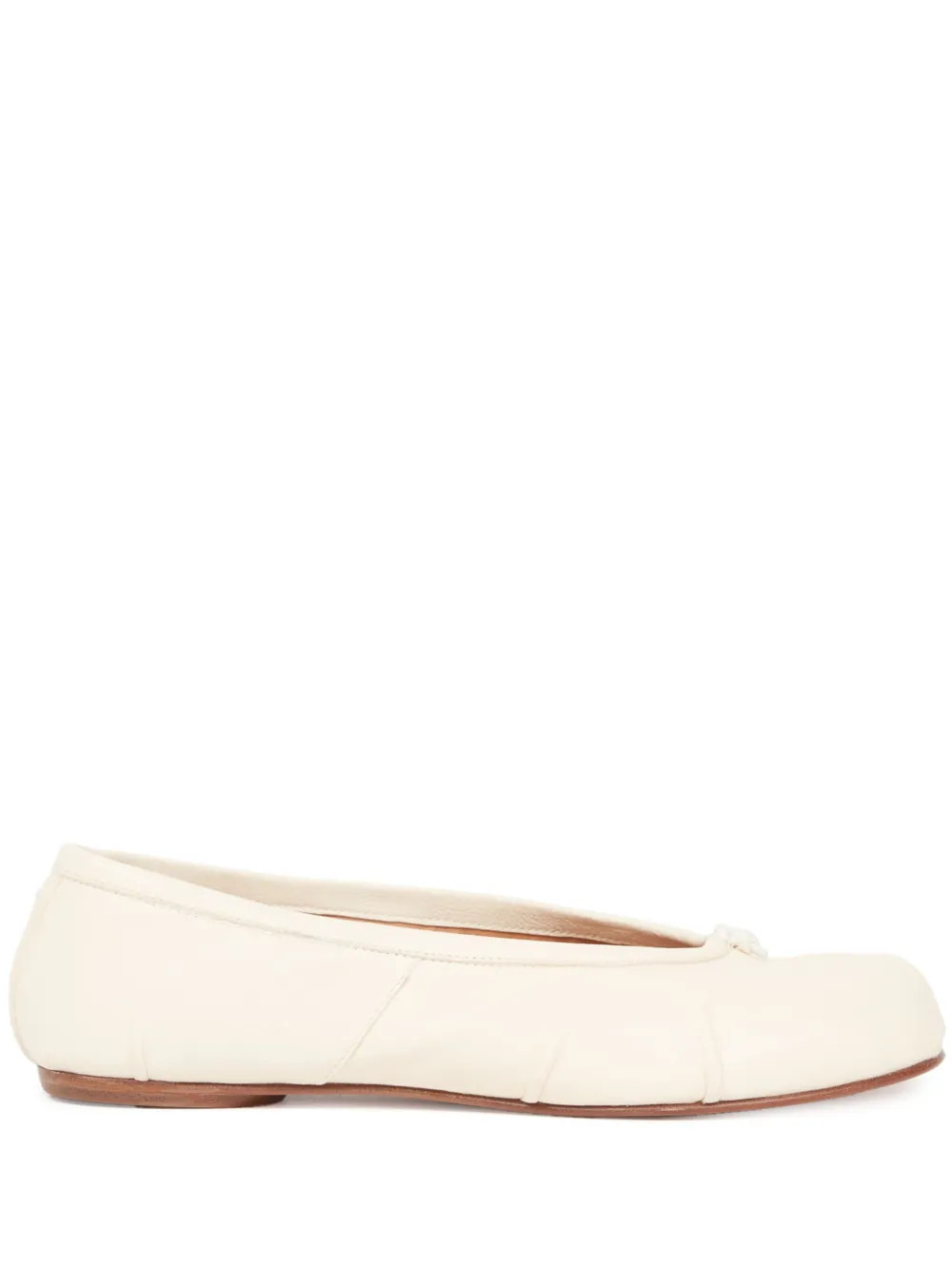 Maison Margiela Tabi Leather Ballerina Shoes | White | FARFETCH AU | Farfetch Global