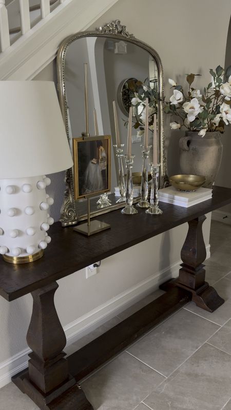 This gallery easel is exactly what I was looking for for my entryway table. It comes in two sizes. Mine is the small!

Ballard designs, gallery, easel, art, easel, frame, easel, transitional, decor, entryway, table, visual, comfort, lamp, magnolia stems, Arhaus vase, Crystal candleholders

#LTKhome #LTKsalealert #LTKVideo