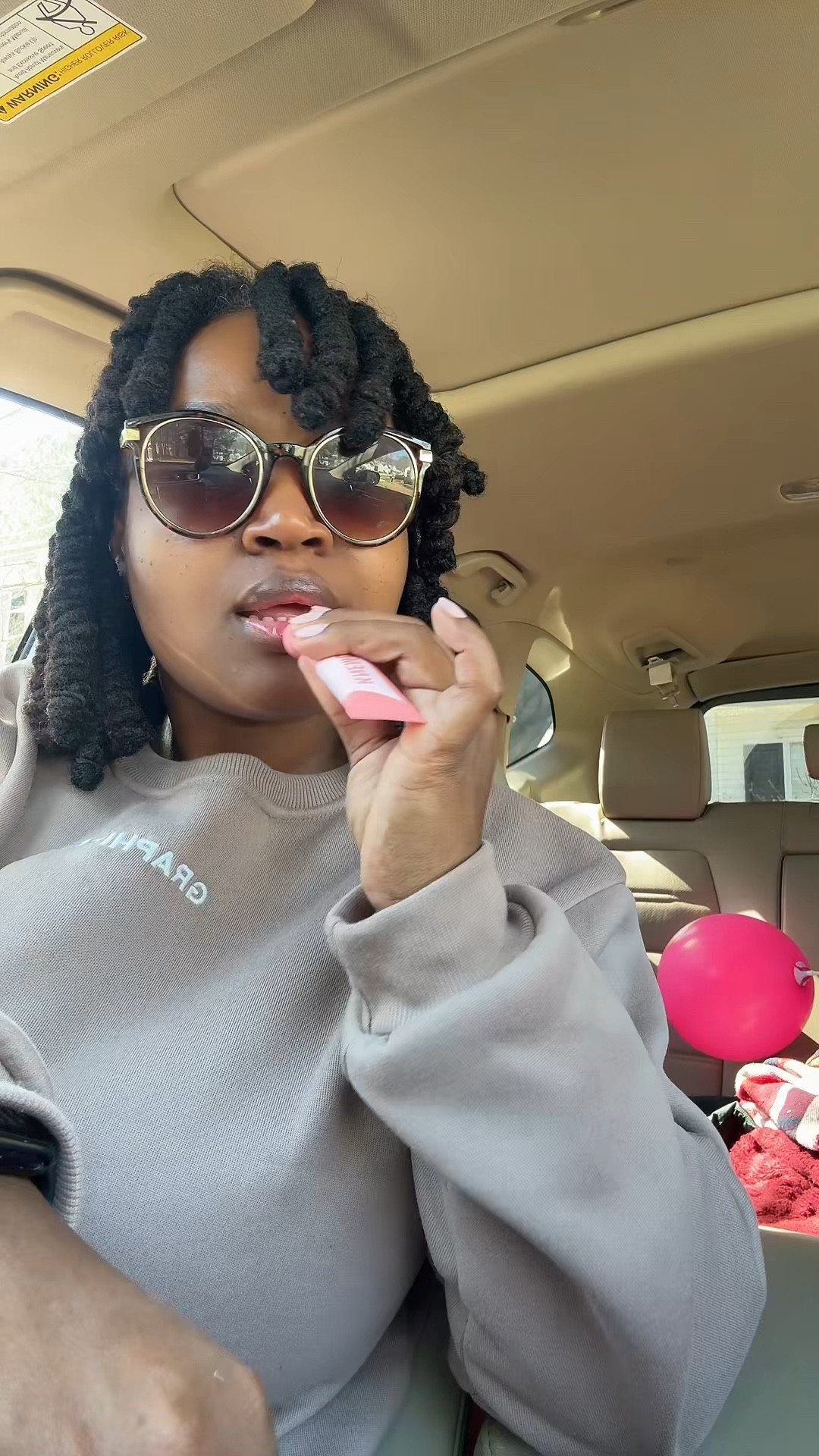 Clearly February was ALL about HYDRATION & MOISTURIZING!! 

KNEMO sent me lip serums 
and I am OBSESSED!!
The Peach Muse is my favorite!!


#LTKselfcare #LTKdayinmylife #LTKBeauty