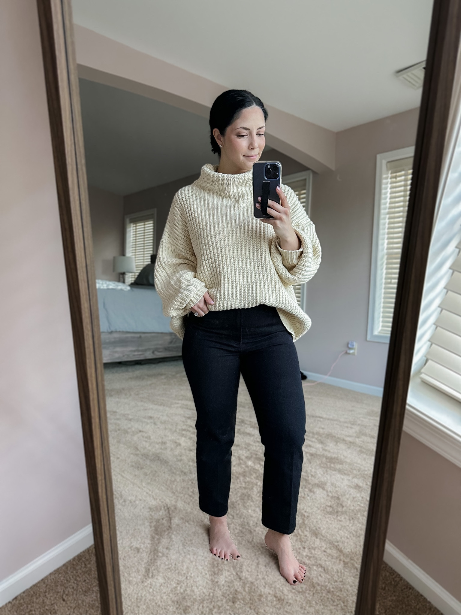 Made it to the gym this morning and I am feeling good. ☺️ Here’s to getting back into my routine now that moving and sickness is over! My sweater is currently sold out but I linked similar options. My jeans are BOGO 50% off! Happy Tuesday friends! 🤍
•
#express #expressYOU #expresspartner #casual #jeans #sweater #oversizedsweater #winter #winterfashion #cozystyle #shopmycloset #fashioninspo #workfromhome #tuesday

#LTKunder50 #LTKsalealert #LTKunder100