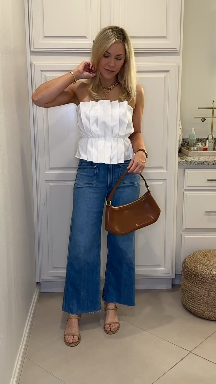How cute is this Amazon top! 
Paige jeans 

#LTKdayinmylife #LTKootd #LTKSeasonal