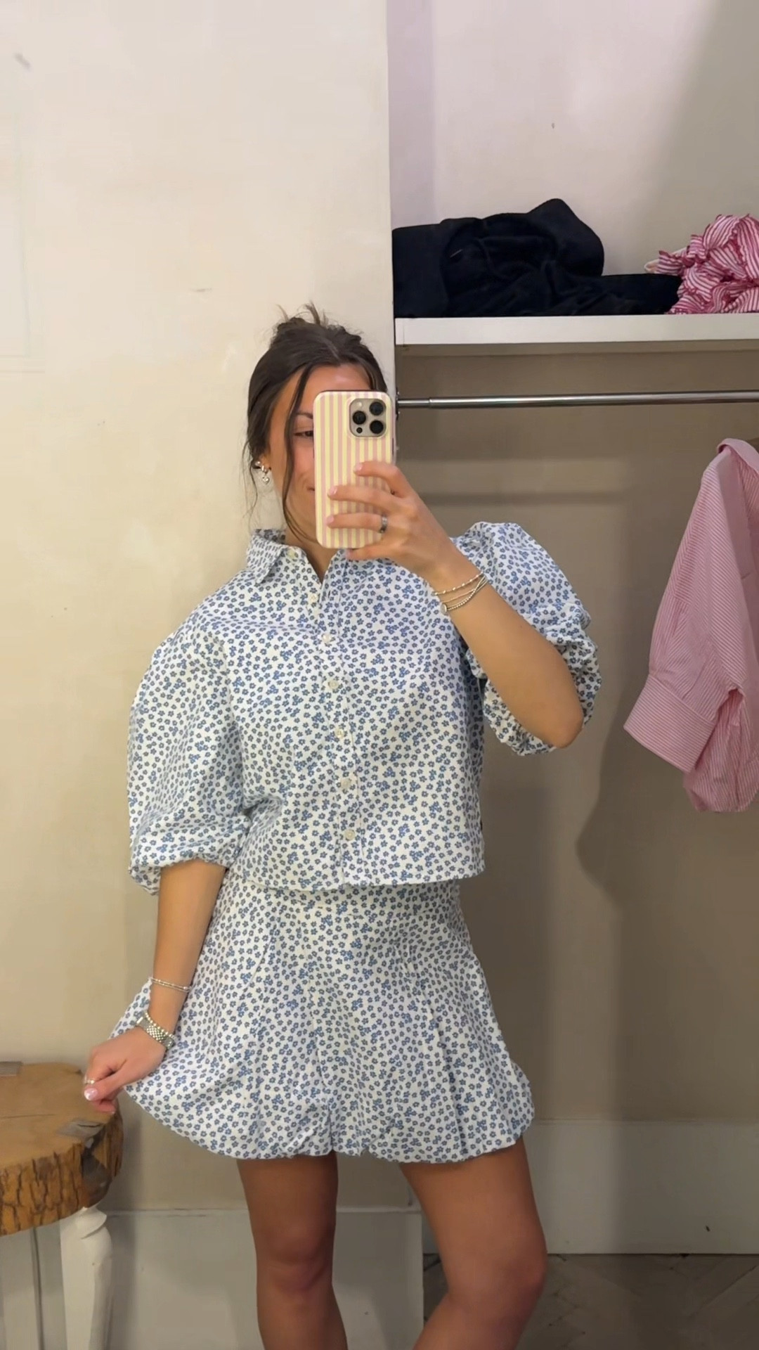 small in top, xs in bottoms 