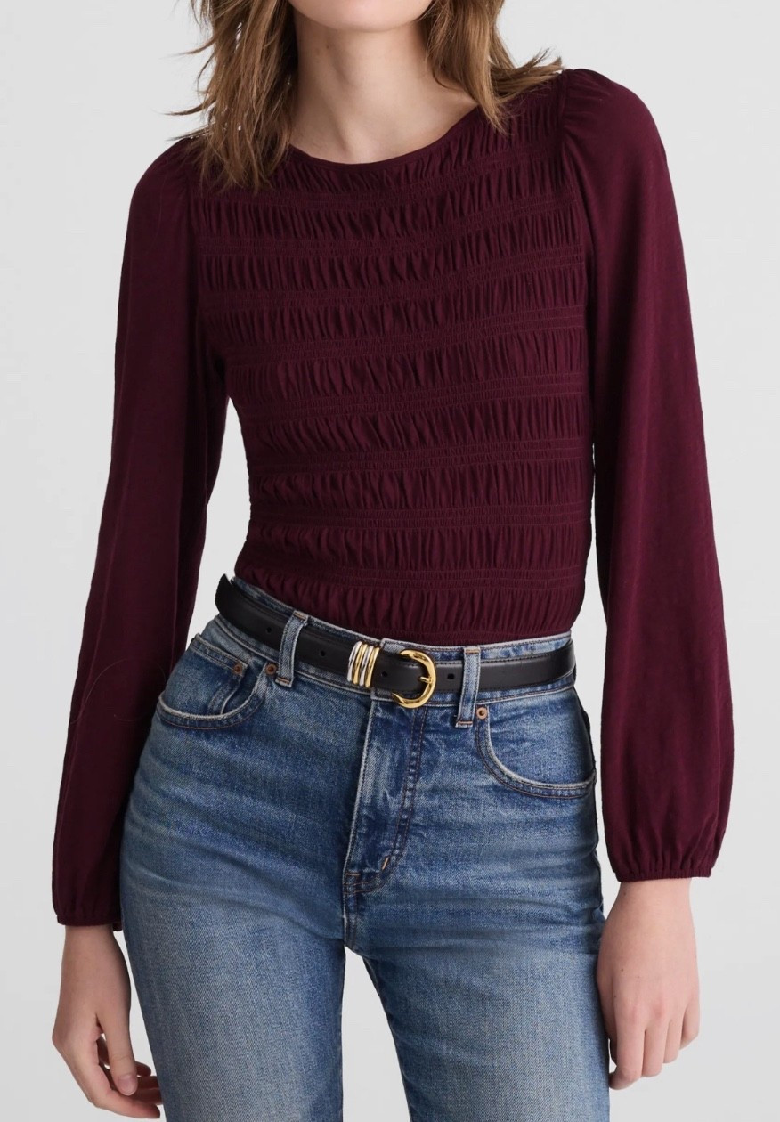 Burgundy top


#LTKValentine #LTKSeasonal