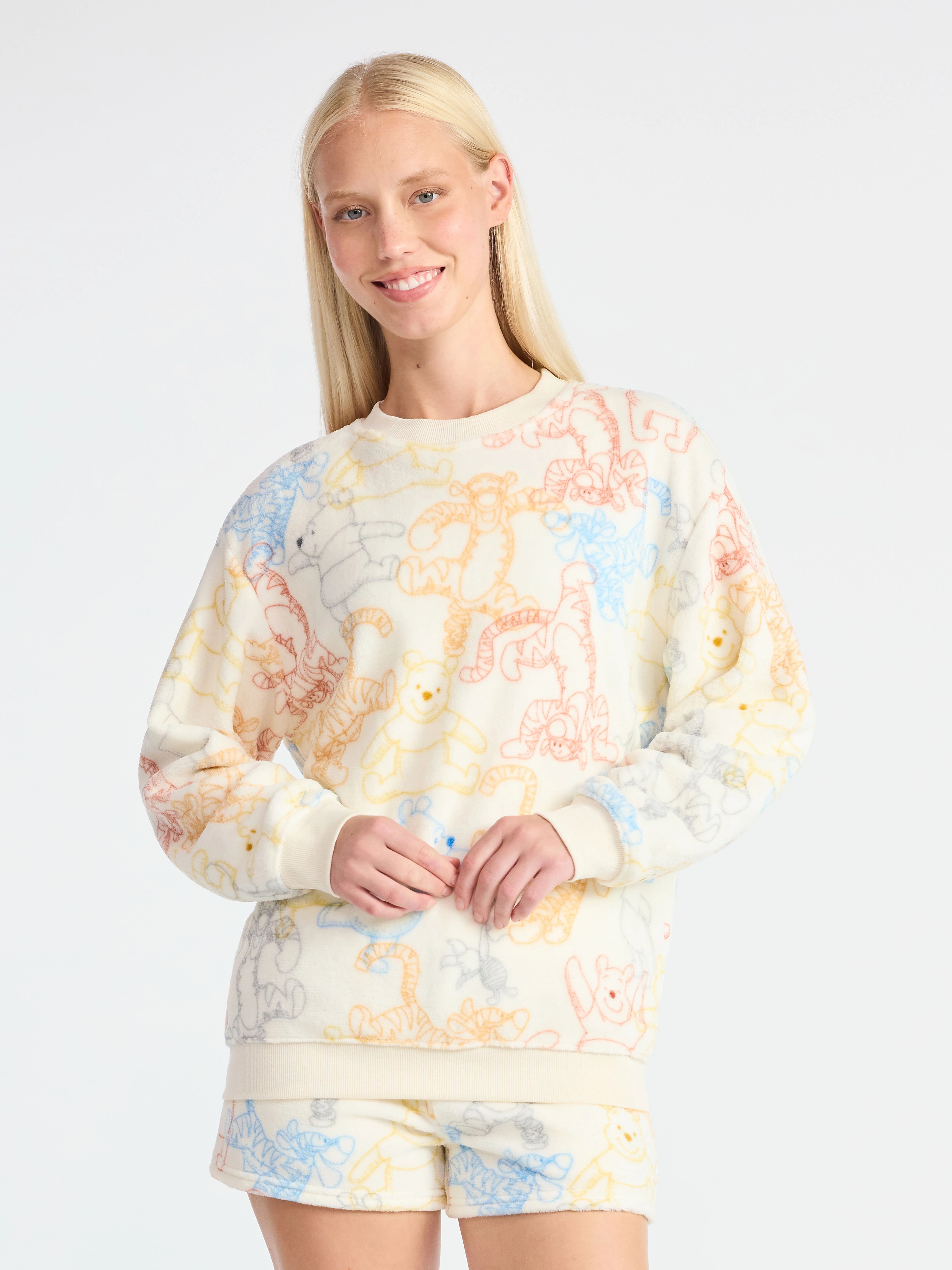 Winnie the Pooh Women’s Graphic Print Crewneck Sweatshirt with Long Sleeves, Sizes XXS-XXL | Walmart (US)
