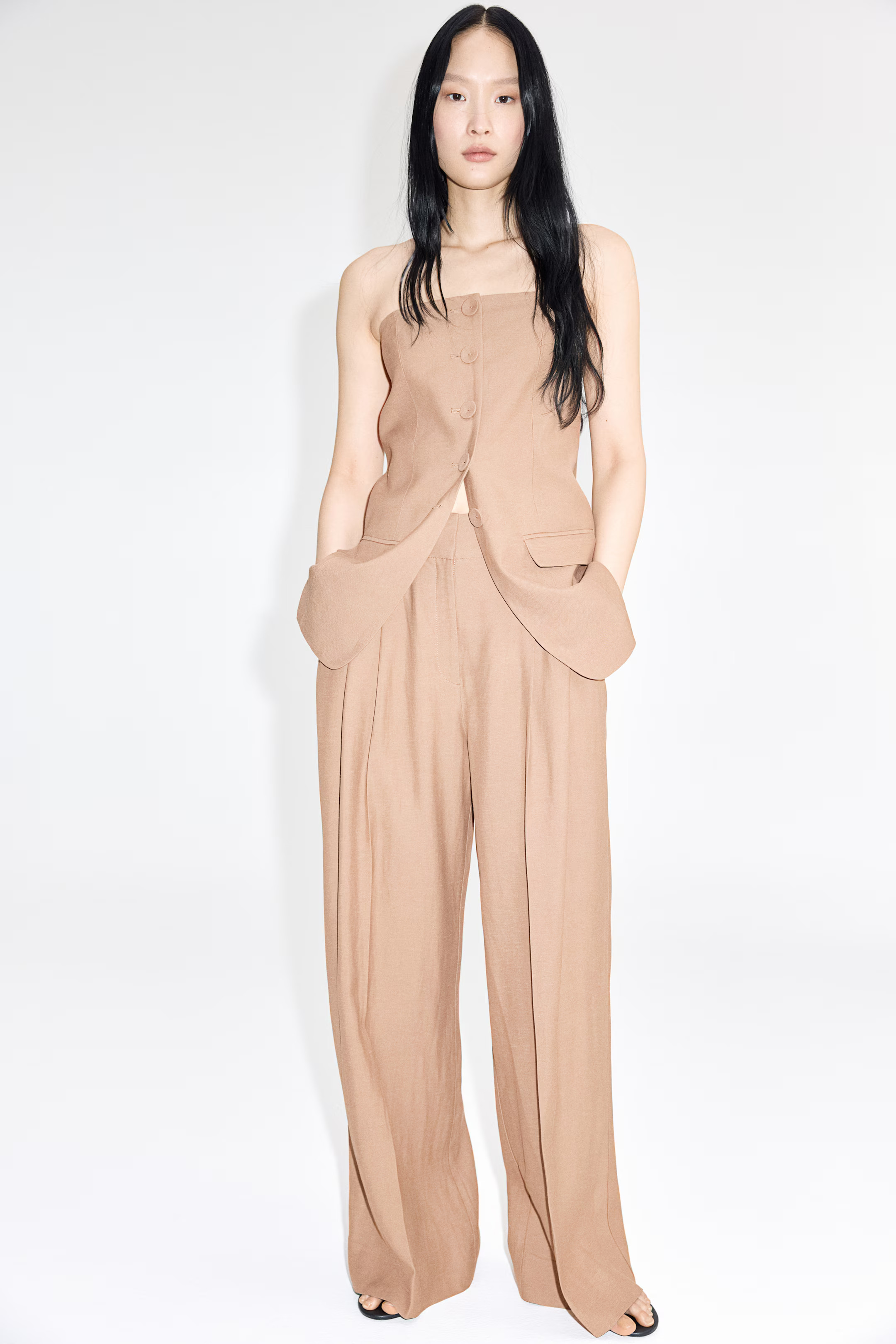 Wide linen-blend trousers - Dark beige - Ladies | H&M GB | H&M (UK, MY, IN, SG, PH, TW, HK)