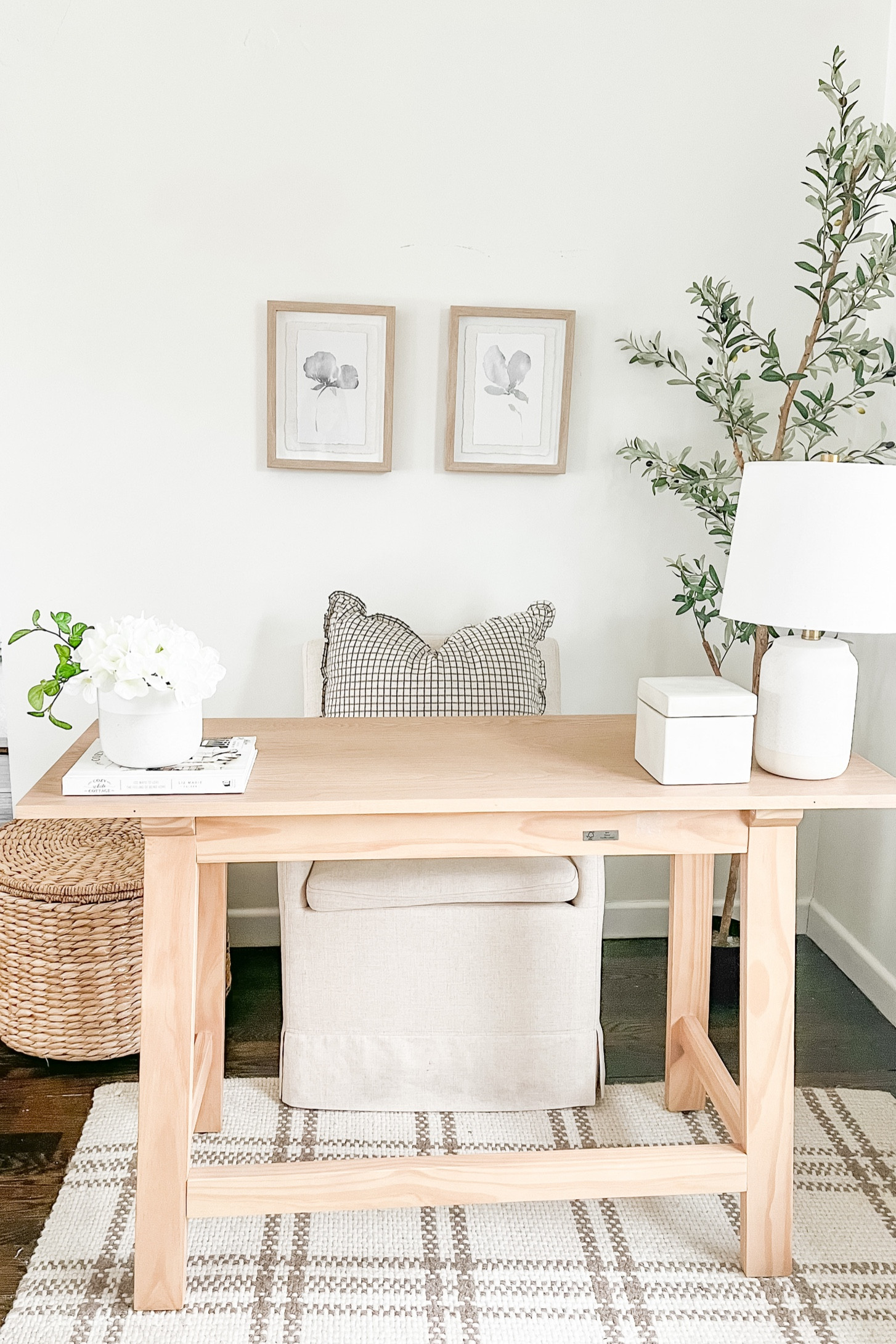 Small office makeover.. ideally want to put up larger artwork but this works for now ☺️ This desk doubles as a console table too! 

#LTKhome