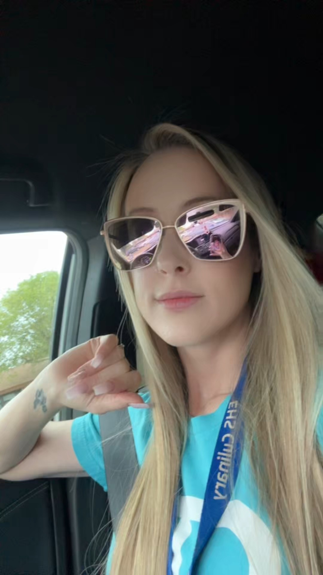 RUN LADIES! These DIFF sunnies are seriously the best I’ve ever owned! You need to try them!!! #DIFF #Sunglasses #Sunnies

#LTKStyleTip #LTKWatchNow #LTKGiftGuide