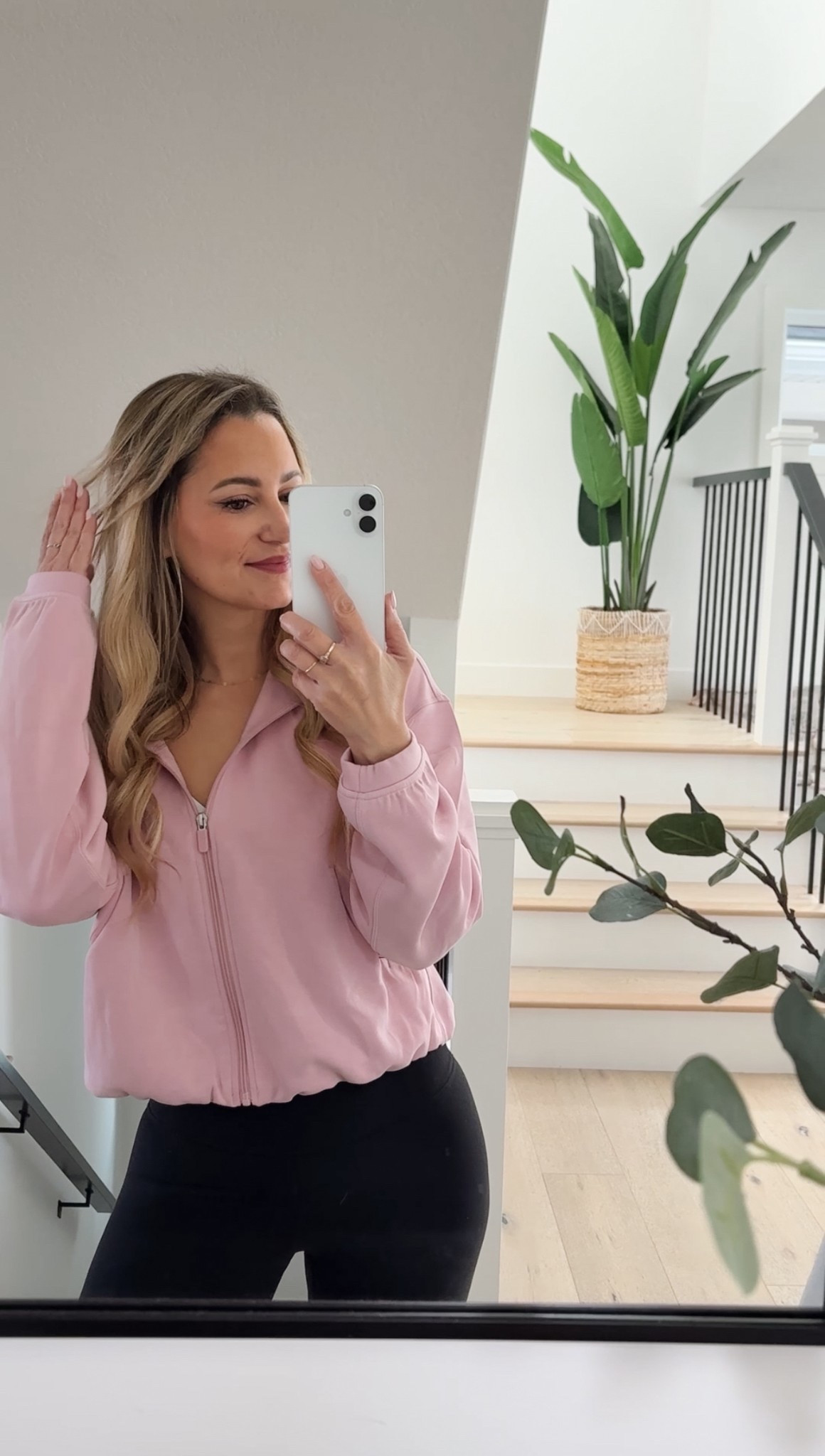 Softstreme lululemon zip up 

#LTKspring #LTKcanada #LTKsummer