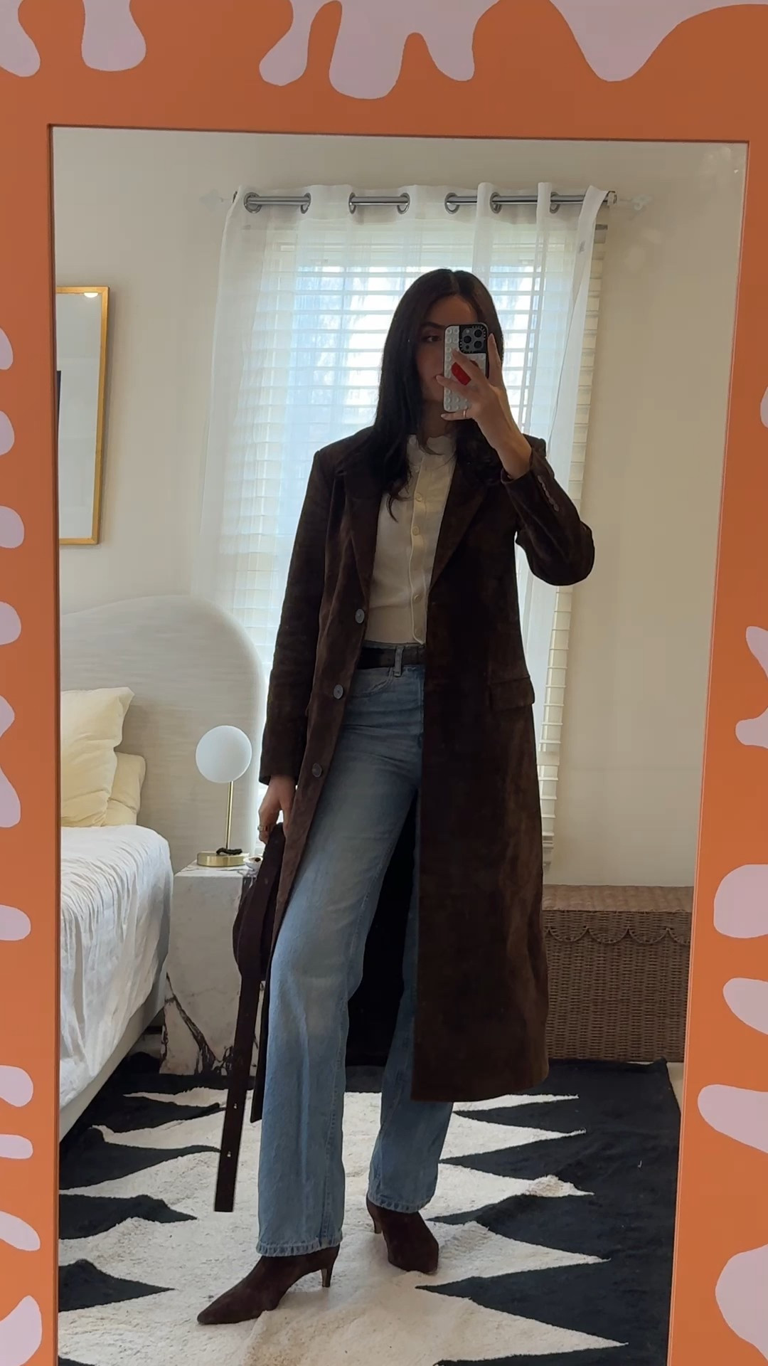 I love wearing suede, especially when it’s this perfect espresso colour. I’m wearing this Ena Pelly suede coat in a size 8. It’s all real suede and impeccable quality. 

The boots are Wittner and the perfect kitten heel boot. They’re so comfortable I could wear all day. 

#boots #suede #coat #winterfashion #cashmere