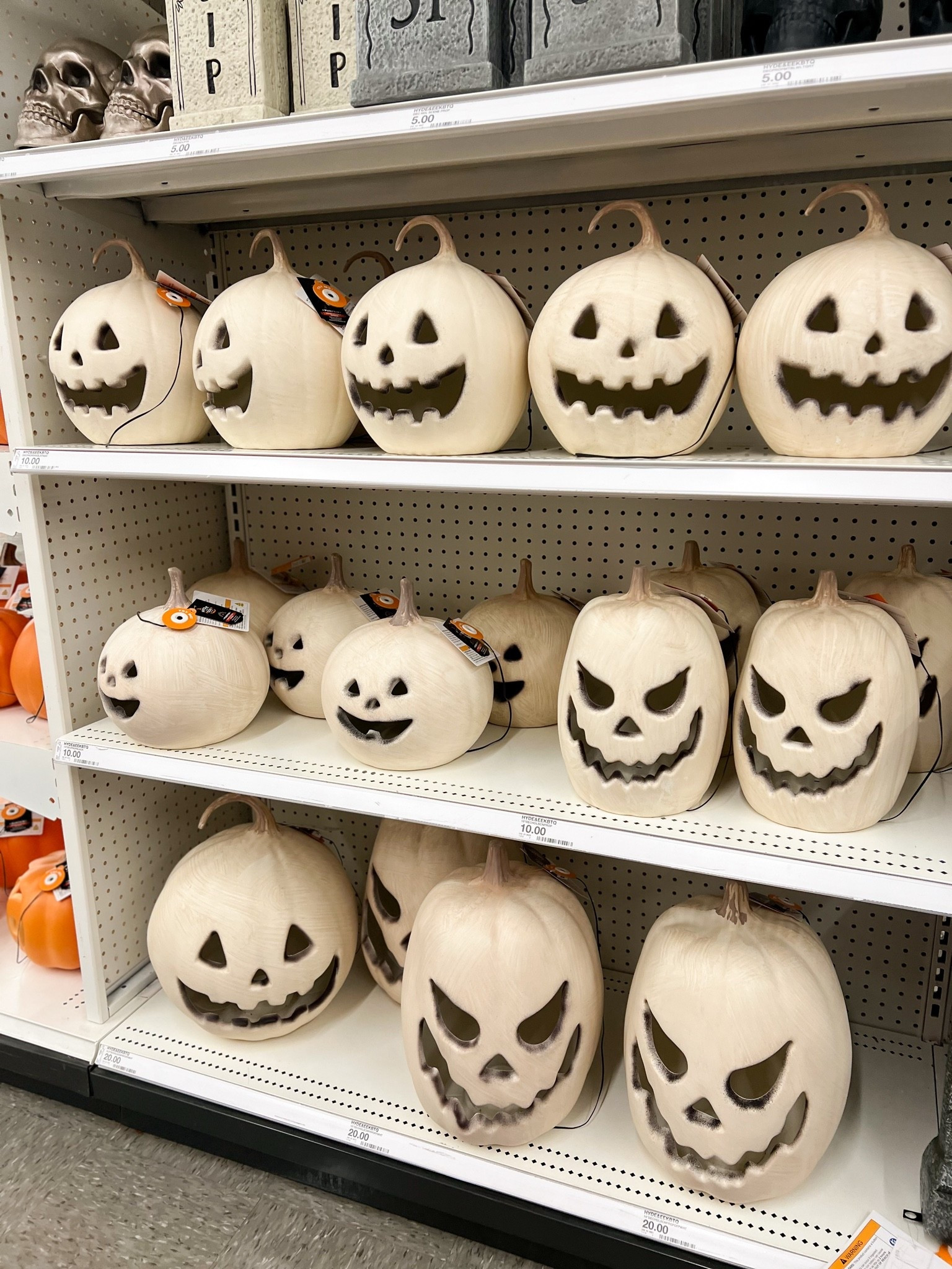 40% off White terracotta pumpkins 

Target deal days. 

Halloween decor, Halloween finds, Target Halloween @Target

#LTKSeasonal #LTKHom