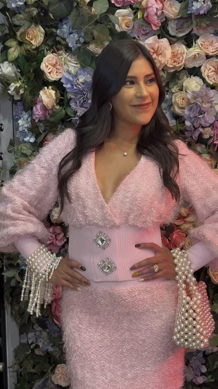 I’m the happiest when I’m dripping in bling 💧🤩💎. This fuzzy pink set is comfortable and very flattering. It instantly gives you that ⌛️ shape. I’ll take it! 

#LTKstyletip #LTKSeasonal