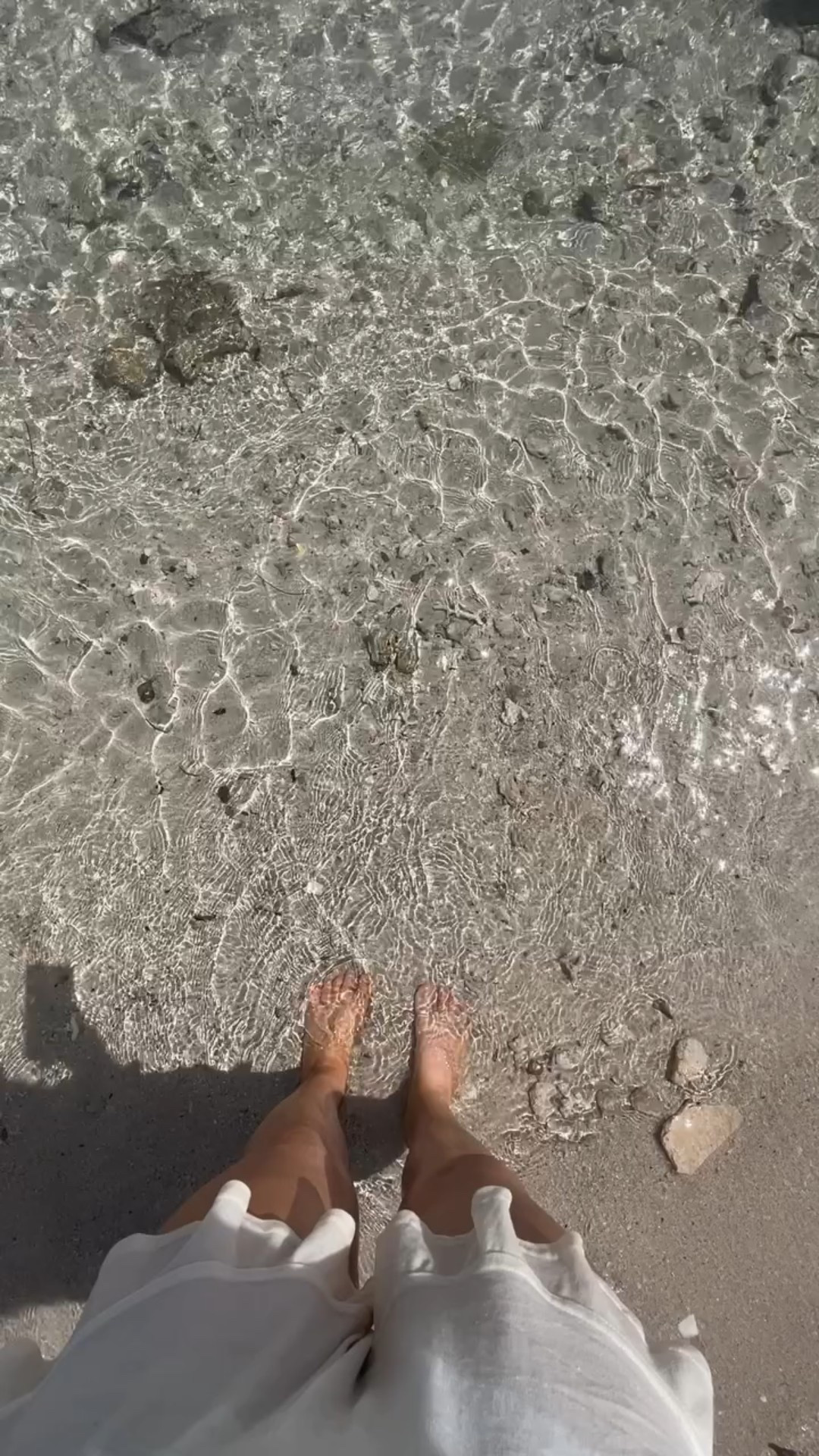 honestly any place where the waves meet the shore count me in 🌊🤍🐚🫧

#flkeys #floridakeys #floridakeyslife