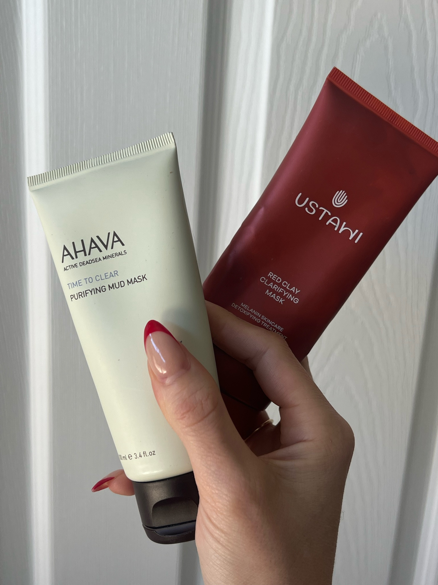 My top two masks for acne!! These help shorten the life span of a breakout so much! The mud mask helps zap breakouts, super fast, whereas the clay one does help with the breakout lifespan, but it also helps brighten skin and doesn’t strip or dry it out!



#LTKbeauty #LTKGiftGuide #LTKfindsunder100