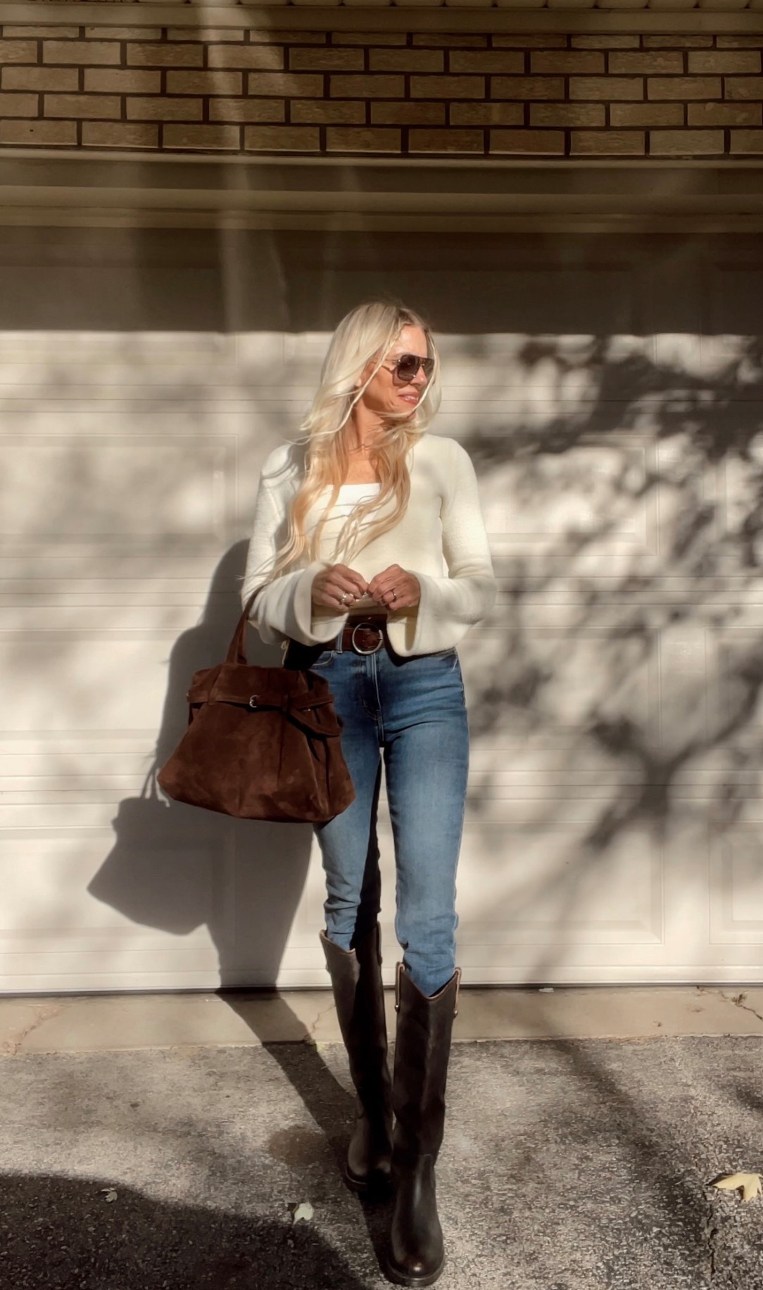 Jeans are under $30 and perfect to wear with boots this fall & winter ! 

#LTKFindsUnder50 #LTKStyleTip #LTKOver40