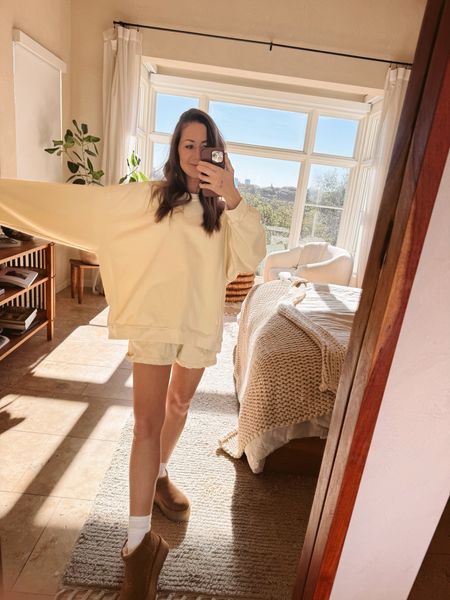 There’s no better feeling than coming home from a day of travel and jumping right into your comfiest clothes. ✨

#LTKfindsunder100 #LTKtravel #LTKstyletip