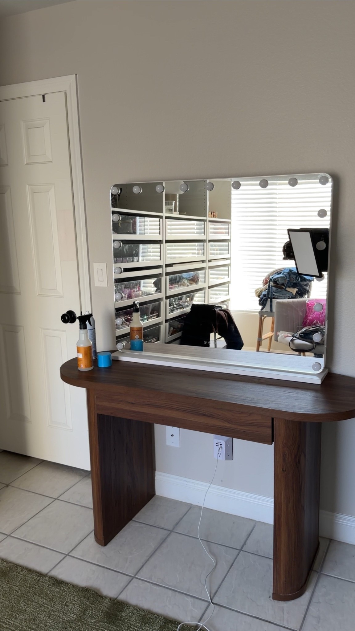 mirror is 31x23 🪽