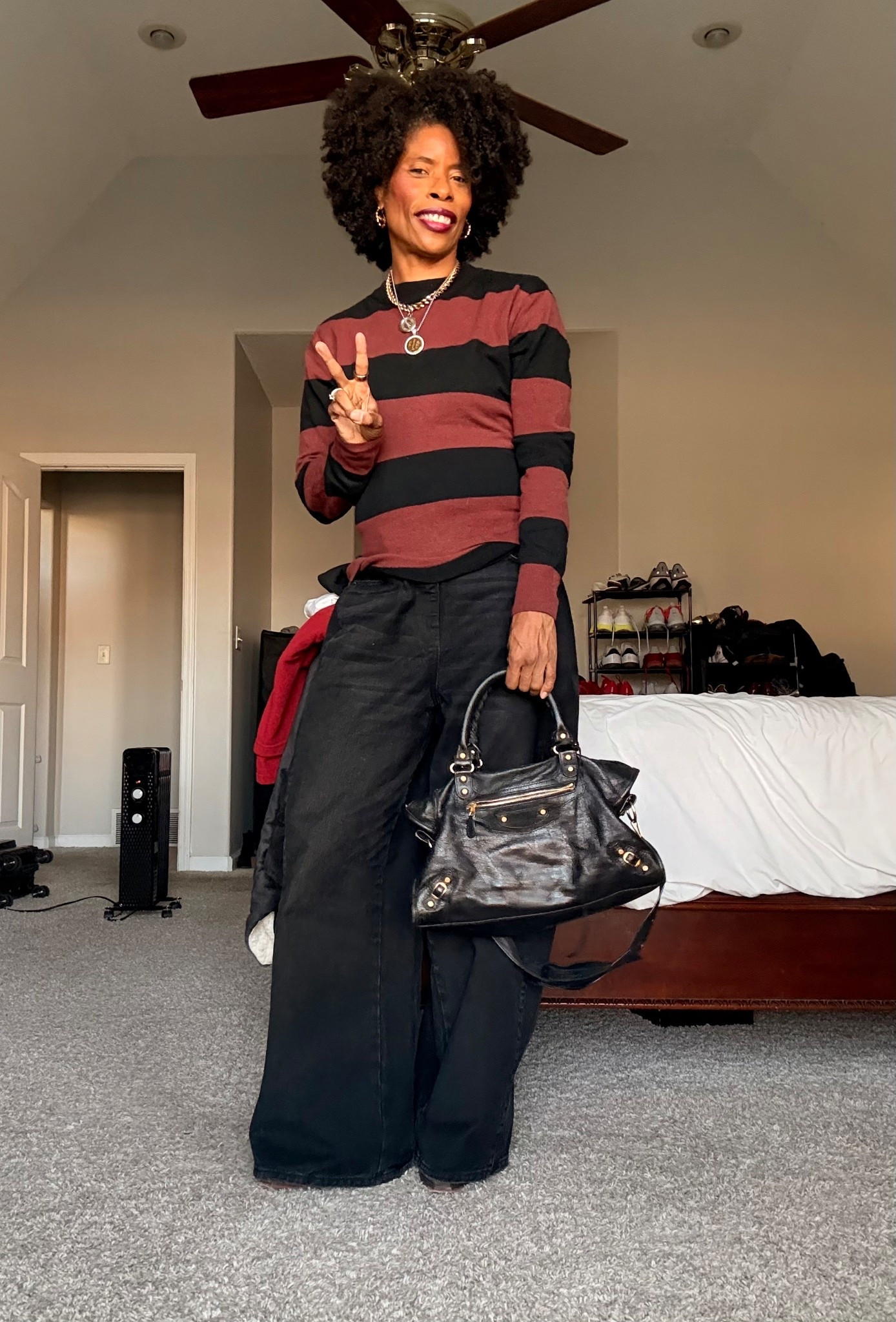 KBB by Kahlana sweater and jeans
Wearing a small in the sweater and size 2 in the jeans.

#LTKSeasonal #LTKStyleTip #LTKShoeCrush