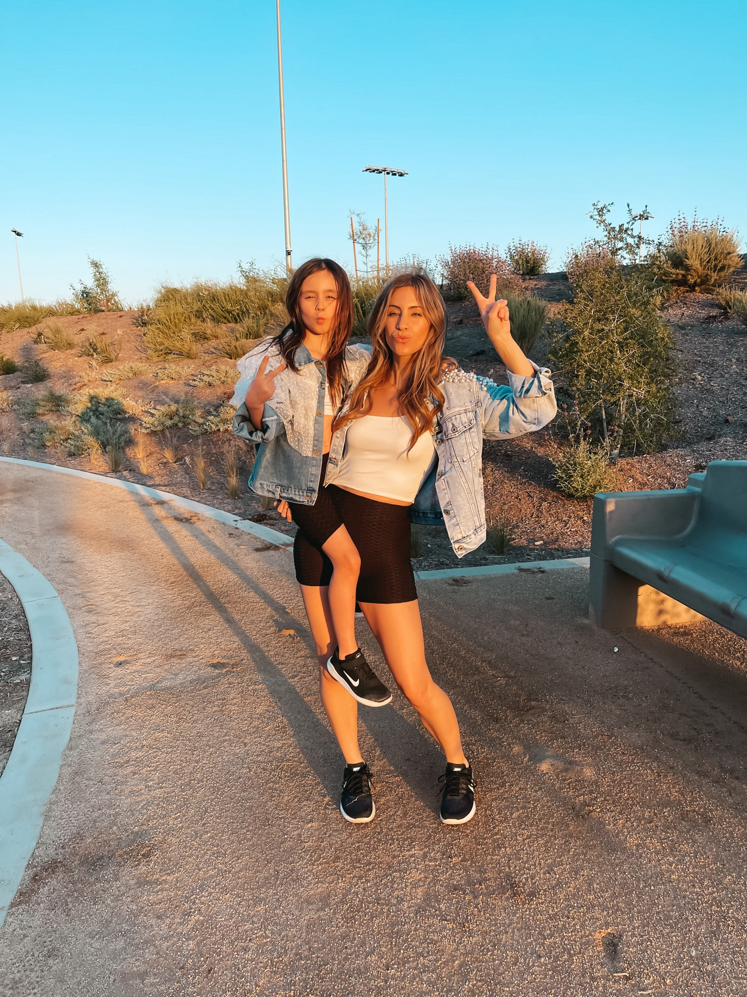 Workout wear 👟

#workoutwear #fitnesswear #jeanjacket #tennisshoes #treasures #founditonamazon #jenniferxerin #stylewithjen

#LTKfindsunder100 #LTKxPrime #LTKfitness