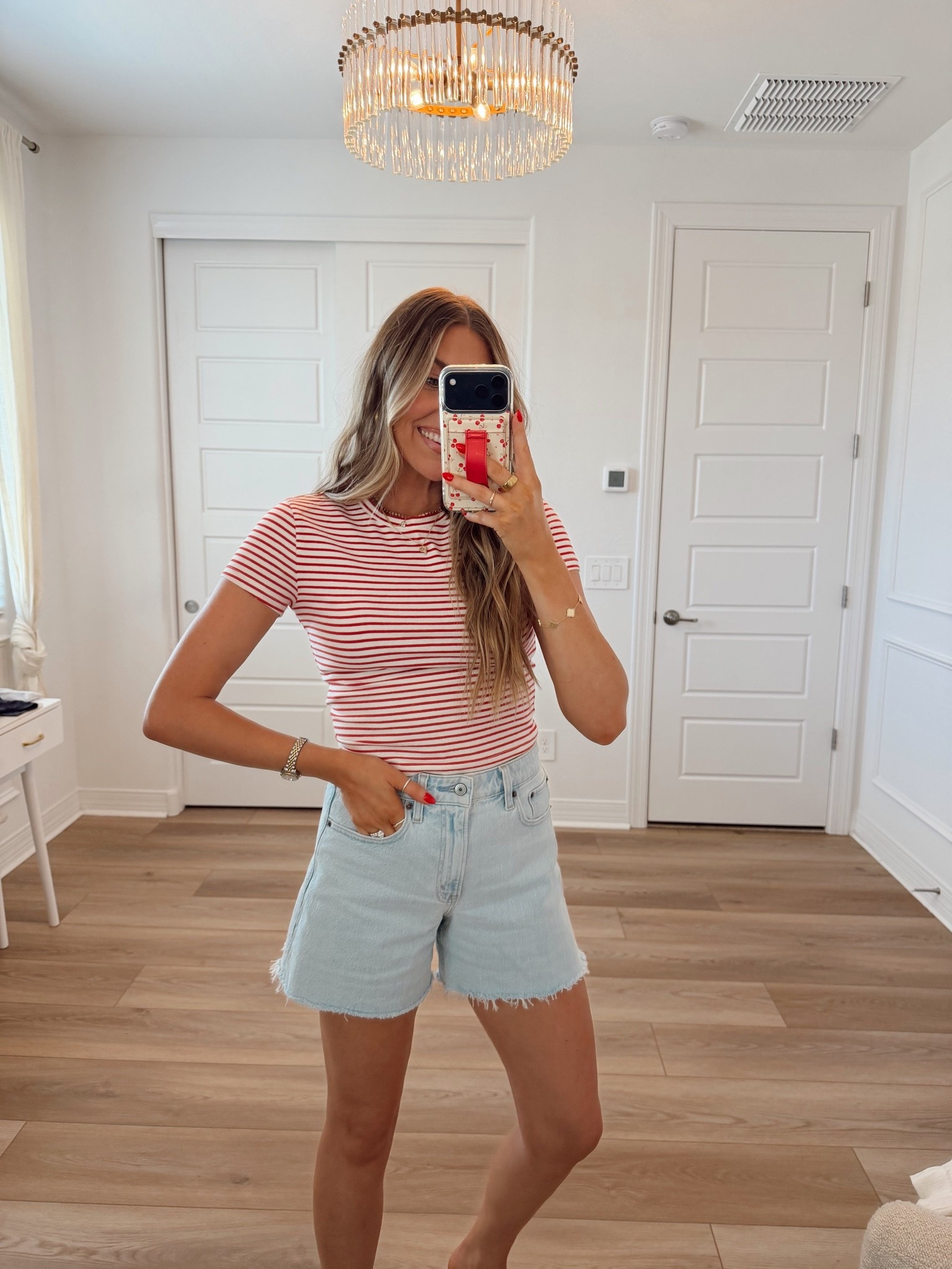 The best denim shorts on sale!! I’m wearing a 27