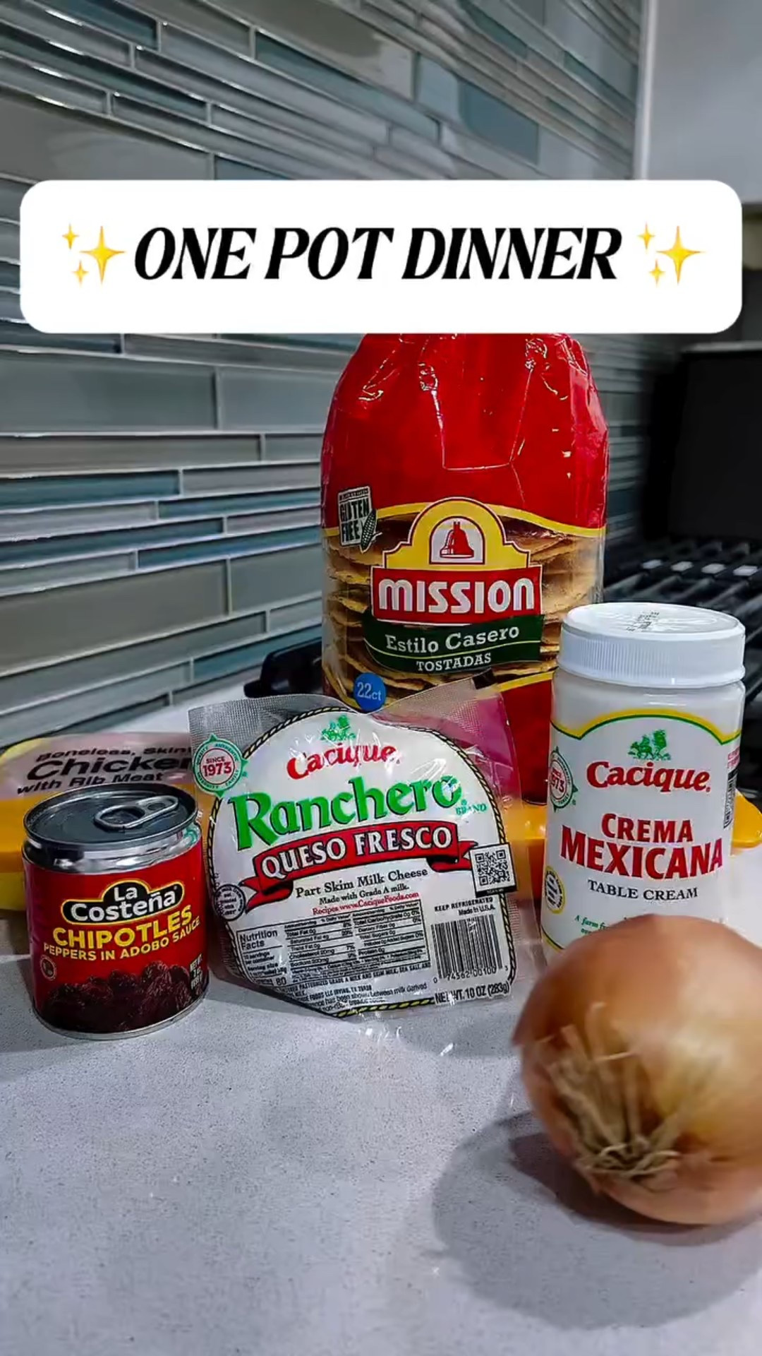 One pot dinner: Chicken Tinga 👌🏻 #asmr #asmrcooking #easydinnerideas #easyrecipe #onepotmeal #onepotdinner #weeknightdinner

#LTKU #LTKFamily #LTKHome