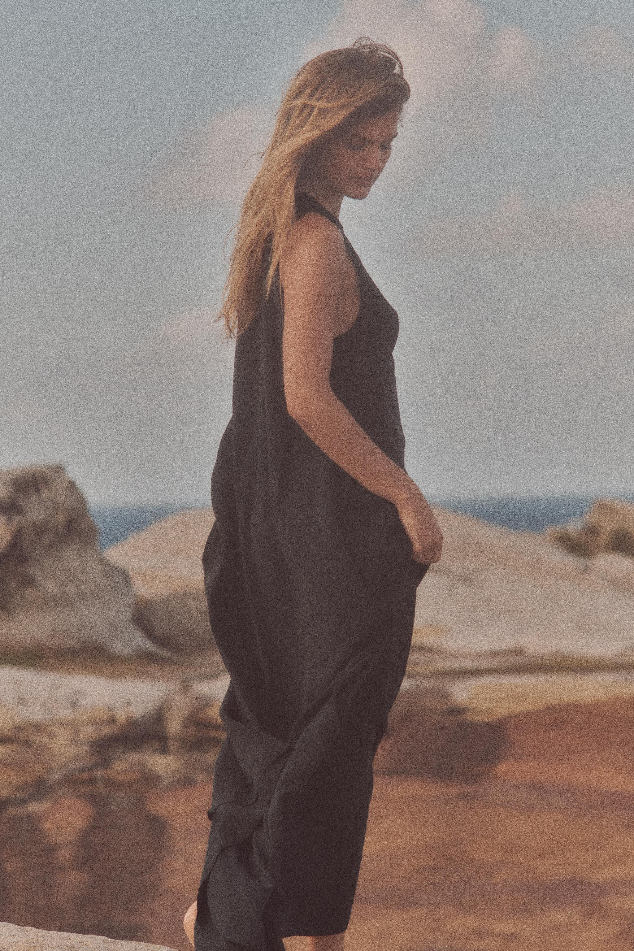 FLOWY MIDI DRESS | Zara US