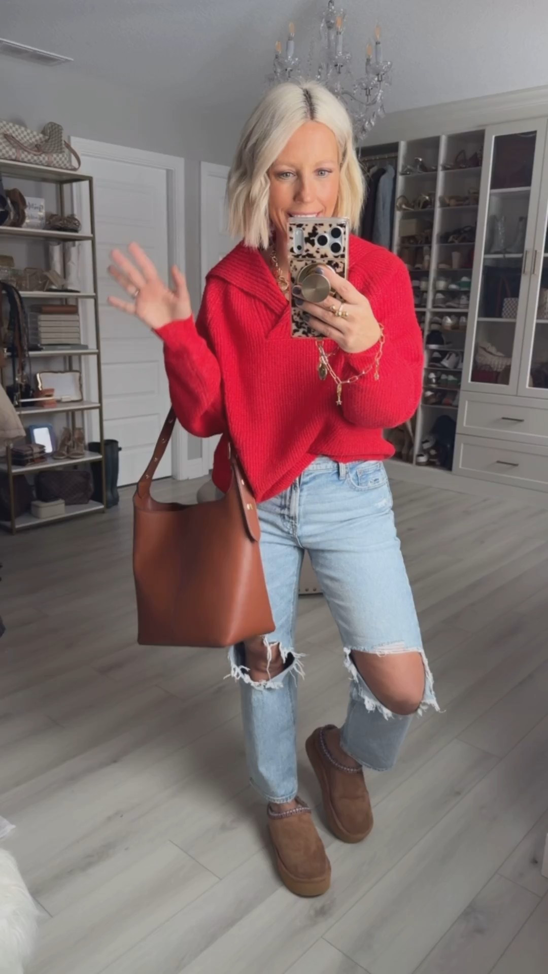 Oh my goodness!!!! This red sweater is an instant favorite!!!! I love the neck line and it’s so soft and it’s currently on sale for under $20!!!
⬇️⬇️⬇️
Sweater size small (runs roomy)
Jeans size 6 short
Shoes sized up (runs small)



#LTKFindsUnder50 #LTKSeasonal #LTKSaleAlert