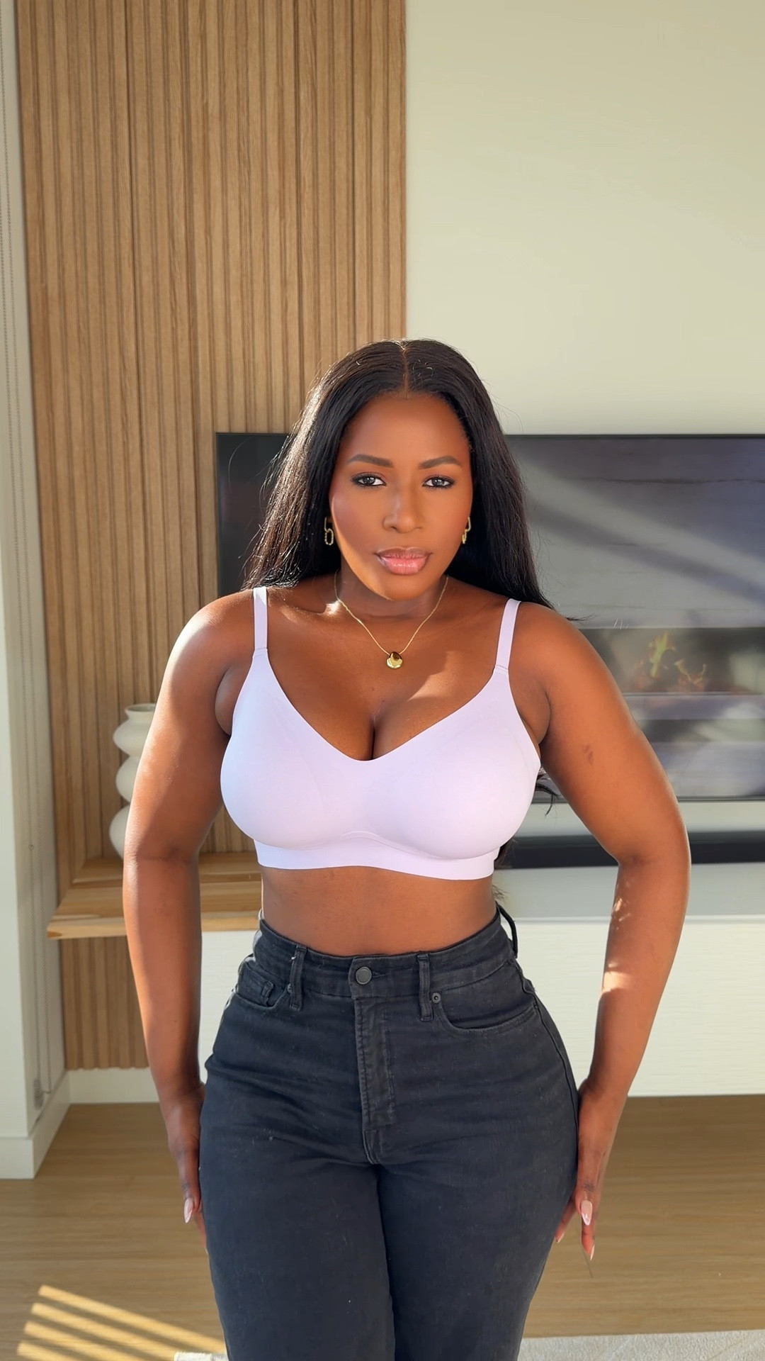 Every Bras Wireless bras , Seamless Bras , Buttery Soft Bras , Amazon Bras , Oeak Bras .
I’m wearing a Size Medium for Reference 

#LTKBeauty #LTKWedding #LTKootd