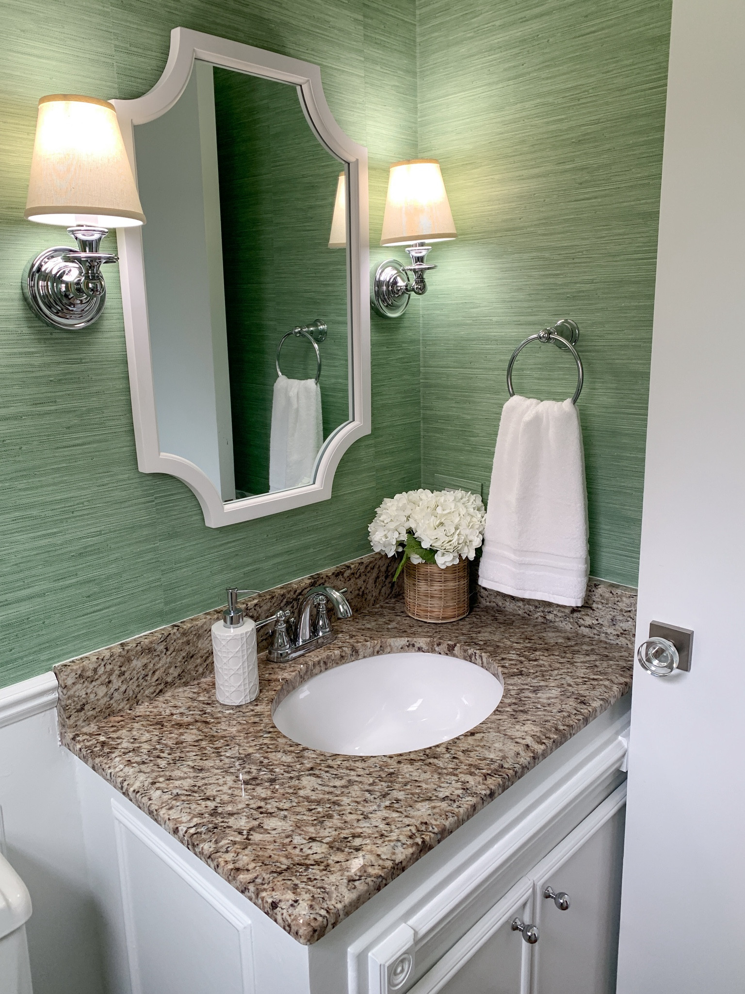 Bathroom accessories, sconces for bathroom, grasscloth peel and stick wallpaper 

#LTKHome #LTKFindsUnder50