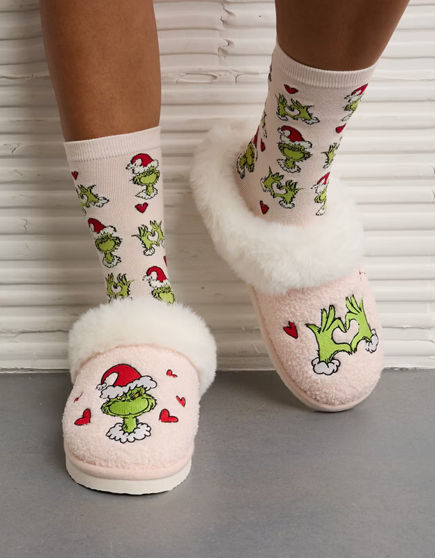 AE Grinch Scuff Slipper | American Eagle Outfitters (US & CA)