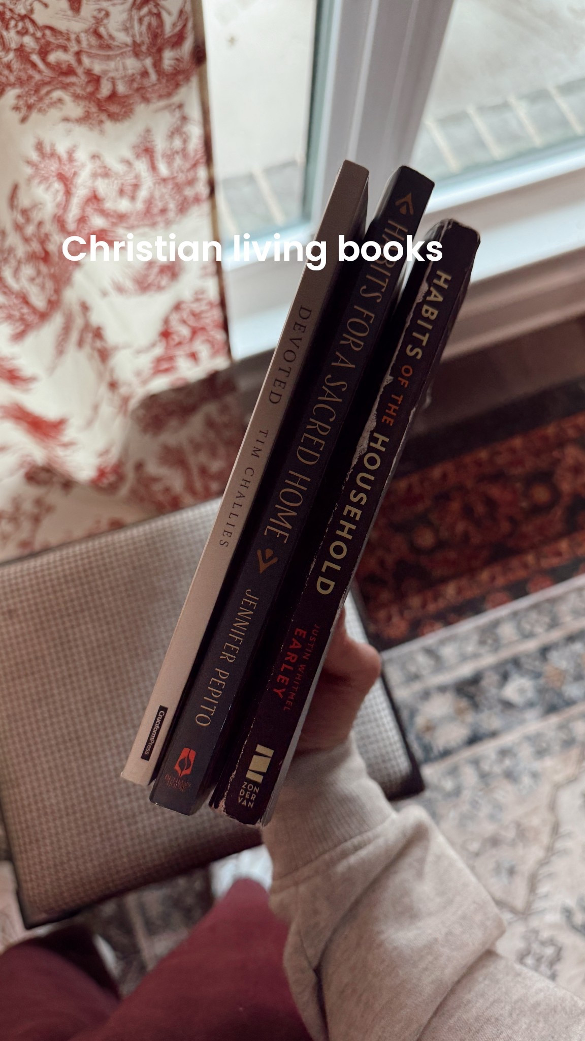 Some favorites that focus on building a strong, Christian family and home. 

#christiandevotionals #christianbooks