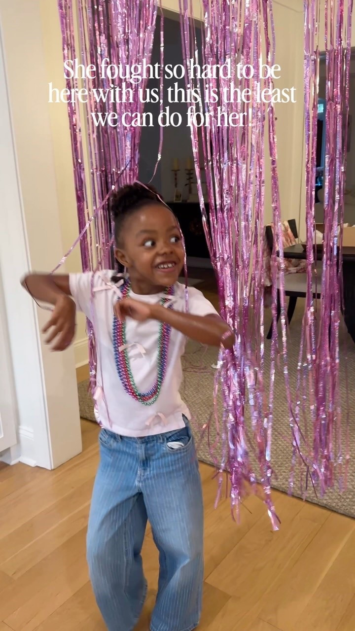 Happy Liver Anniversary, Sadie. We love you so much! Year 7 🙌🏾🙌🏾🙌🏾🙌🏾