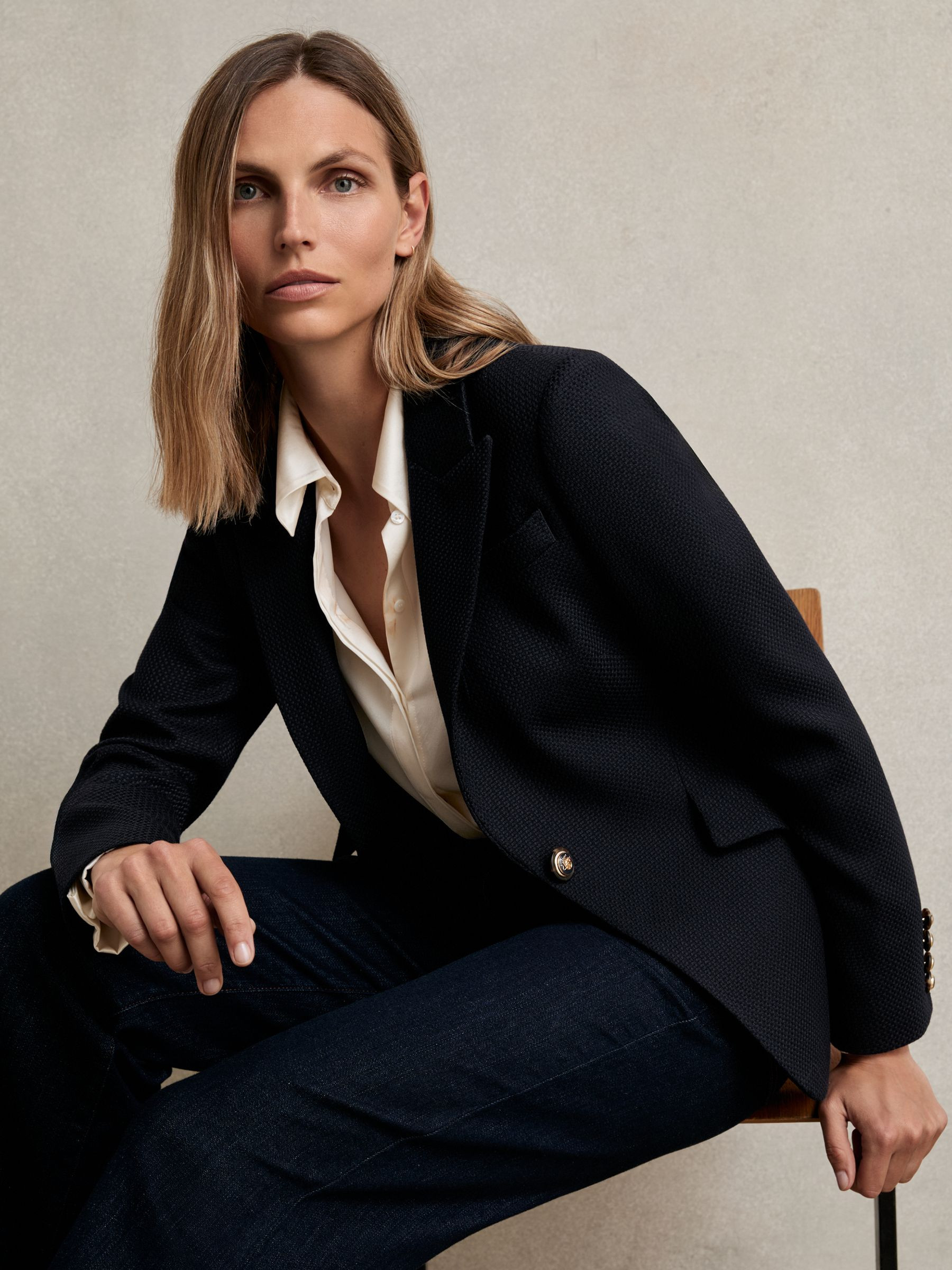 Single-Breasted Textured Blazer Wool-Blend in Navy | Reiss DE