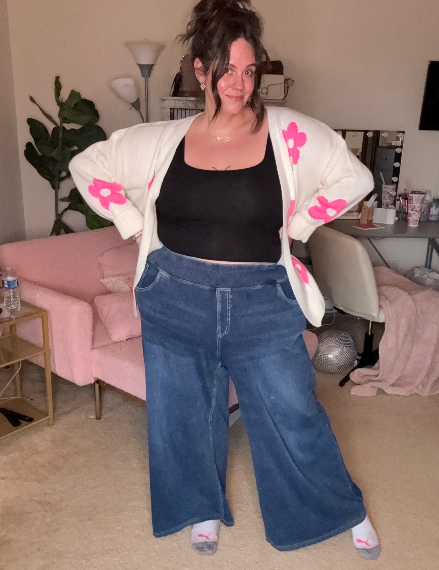 I love these apron belly friendly plus size jeans  

#LTKPlusSize #LTKStyleTip