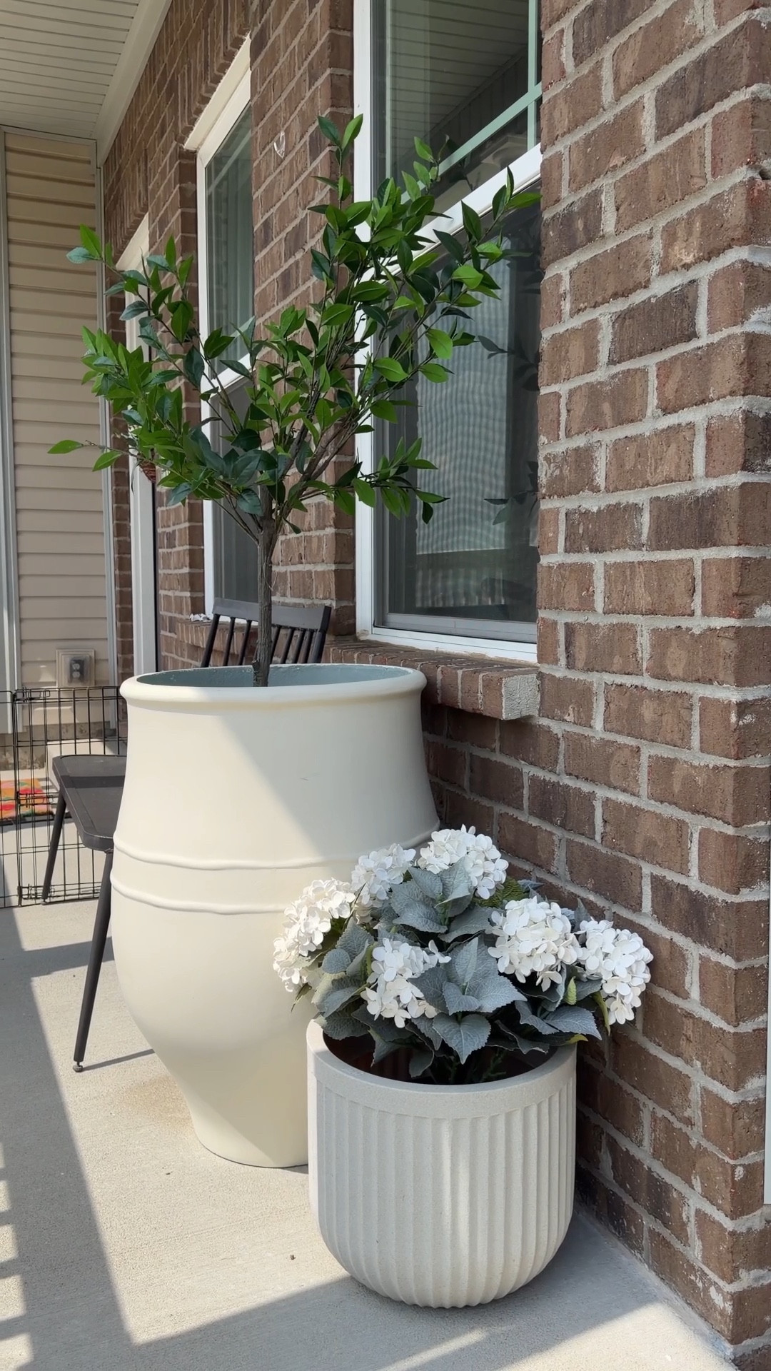 Frontporch pots and faux plant

#LTKHome