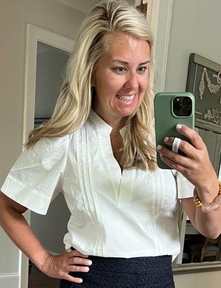 If you know me, you know I’m a firm believe that there’s nothing better than a great white top! 

Rounded up a few of my favs I have it have in my cart for ya! Ha



#LTKstyletip #LTKworkwear #LTKSeasonal