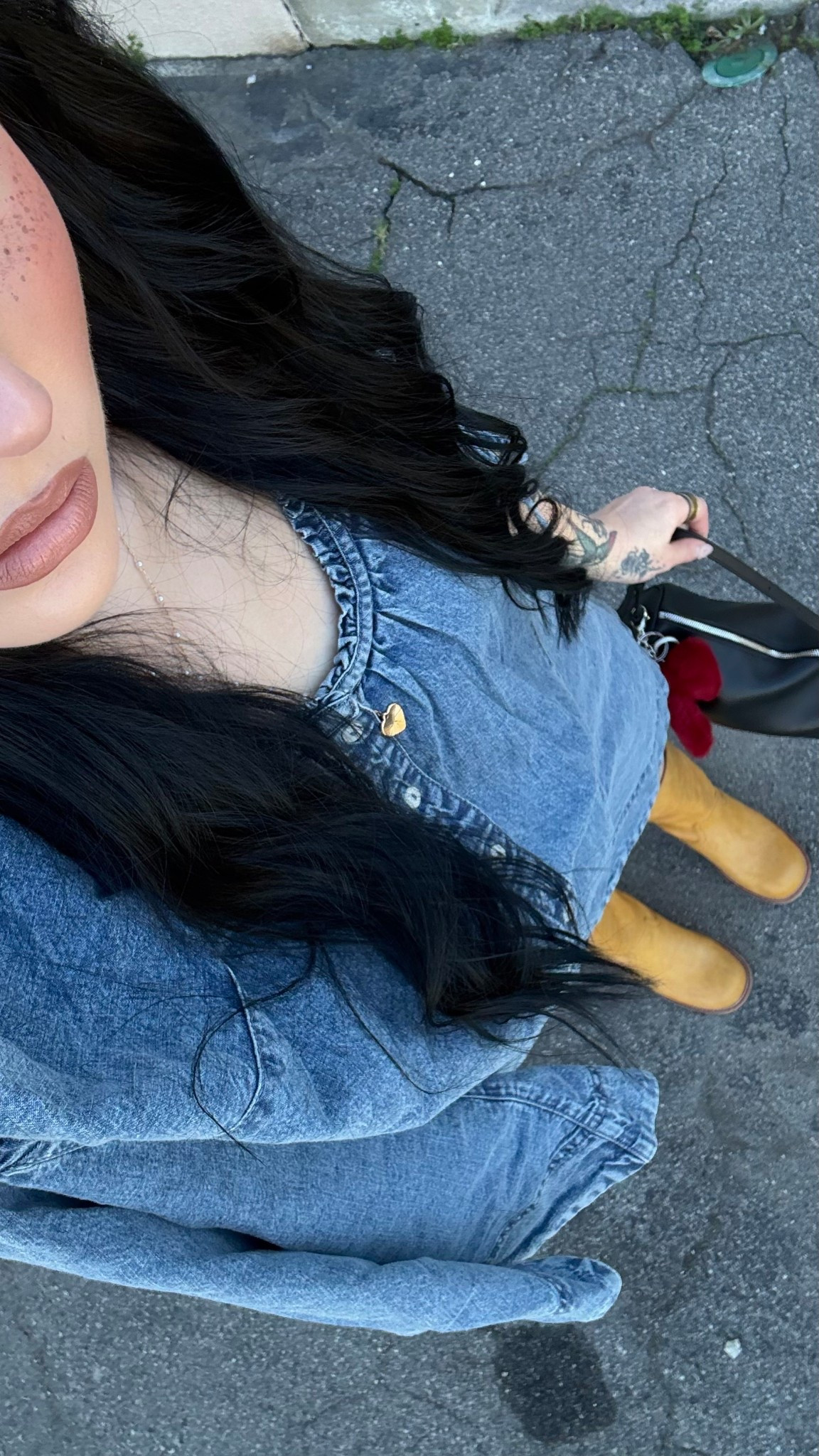 enjoying a beautiful 82 degree winter day in LA

#LTKootd