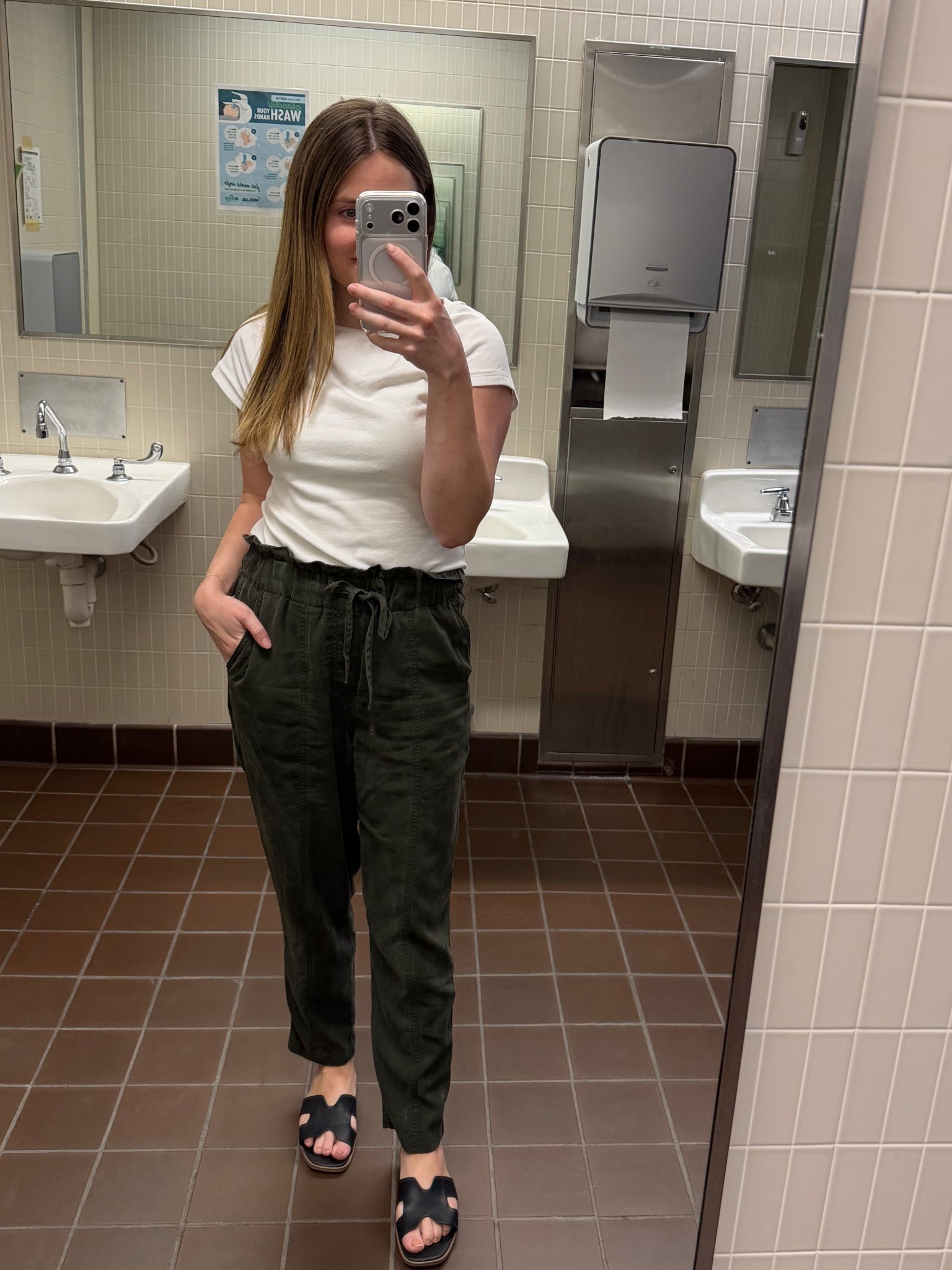 the way I WISHHHH these pants were still available 😭 but I’ve also been loving these basic boat neck tops from Old Navy! Such an affordable wardrobe staple! 



#LTKmomlife #LTKSaleAlert #LTKootd