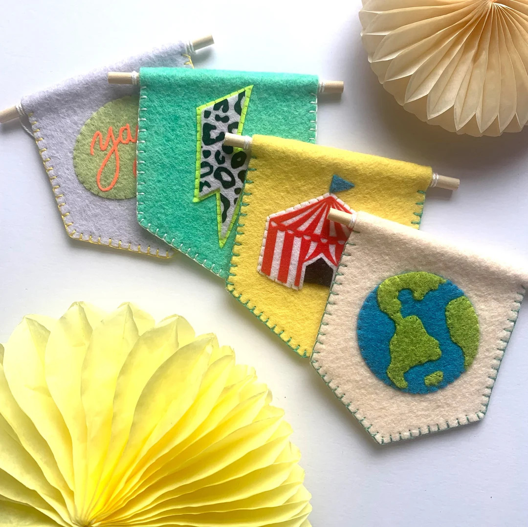 Hand Embroidered Mini Wall Hangings Nursery Kids Decor Photo Prop Letterbox Gift - Etsy | Etsy (US)