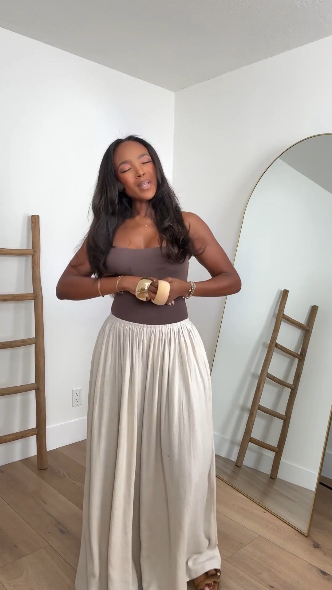 Simple relaxed boho outfit 

Size small  I’m 5’4 | 140lbs | 36D -27 -40                    IG & YT: kirasfashionfinds TT: kiraabboud  #Outfitinspiration #fashionstyle #outfitideas #spring #springfashion #simpleoutfit #summer #momoutfit #casualoutfit #streetwear 

#LTKSummerEdit