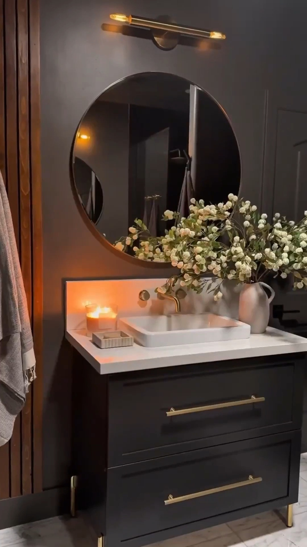 Amazon gems I’ll never regret ✨Timeless best sellers that earn their spot. 🤎 Practical yet aesthetic. These are the ones I reach for again & again. ☺️

#amazonhome #amazonfinds #moodyhome #affordableluxury #bougieonabudget #amazonfurniture 


#summerthompsonstyles 


#LTKvlog #LTKHome #LTKdayinmylife