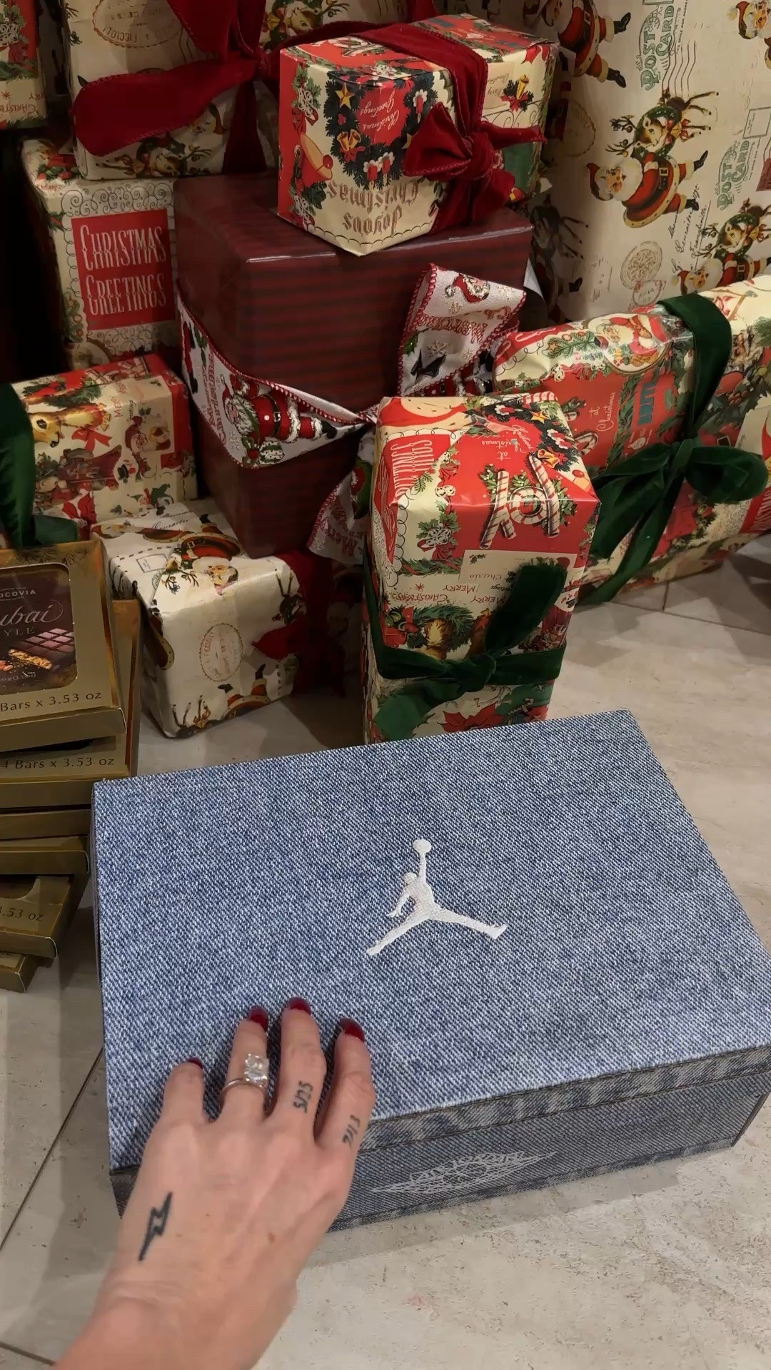 Cutest denim Nike dunks✔️

#LTKHoliday #LTKootd #LTKGiftGuide