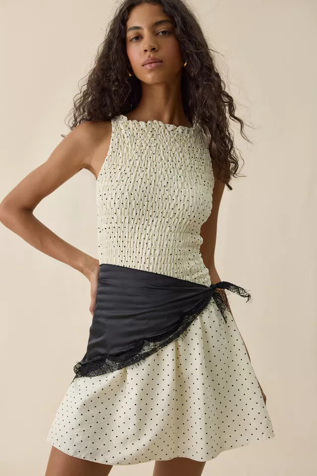 Lacey Satin Headscarf in Light Yellow, Women's at Urban Outfitters | Urban Outfitters (US and RoW)