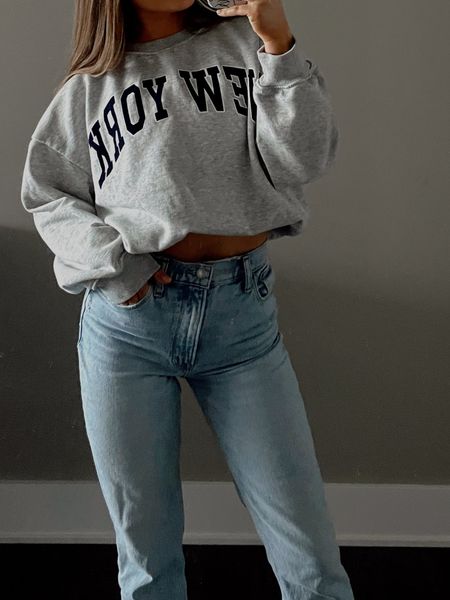 new york crewneck, h&m style, oversized crewneck, casual ootd, casual style, neutral fashion, style guide, oversized sweatshirt 