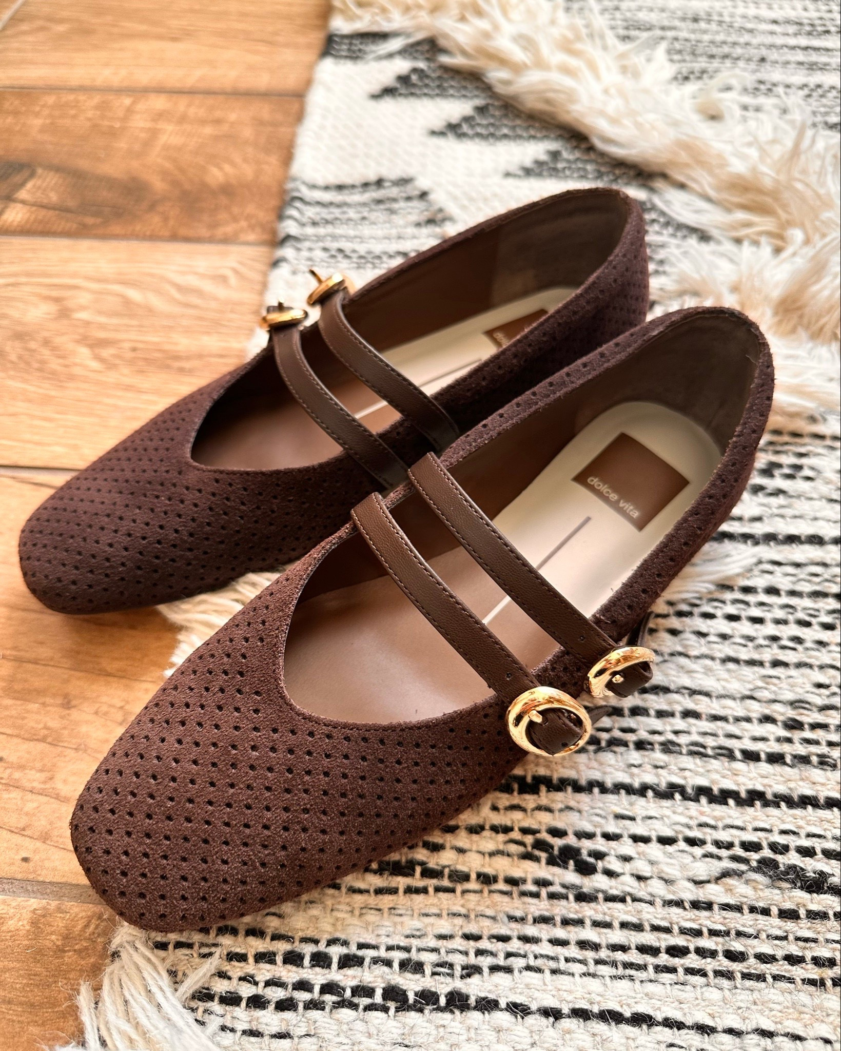 Adorable flats from DSW on sale now. 





Fall flats, Flats, dsw shoes, dsw sale, Mary Jane flat, Mary Jane flats, brown flats, suede flats, suede shoes #LTKShoeCrush

#LTKHoliday #LTKFindsUnder100 #LTKGiftGuide

#LTKSeasonal #LTKSaleAlert #LTKWorkwear #LTKootd