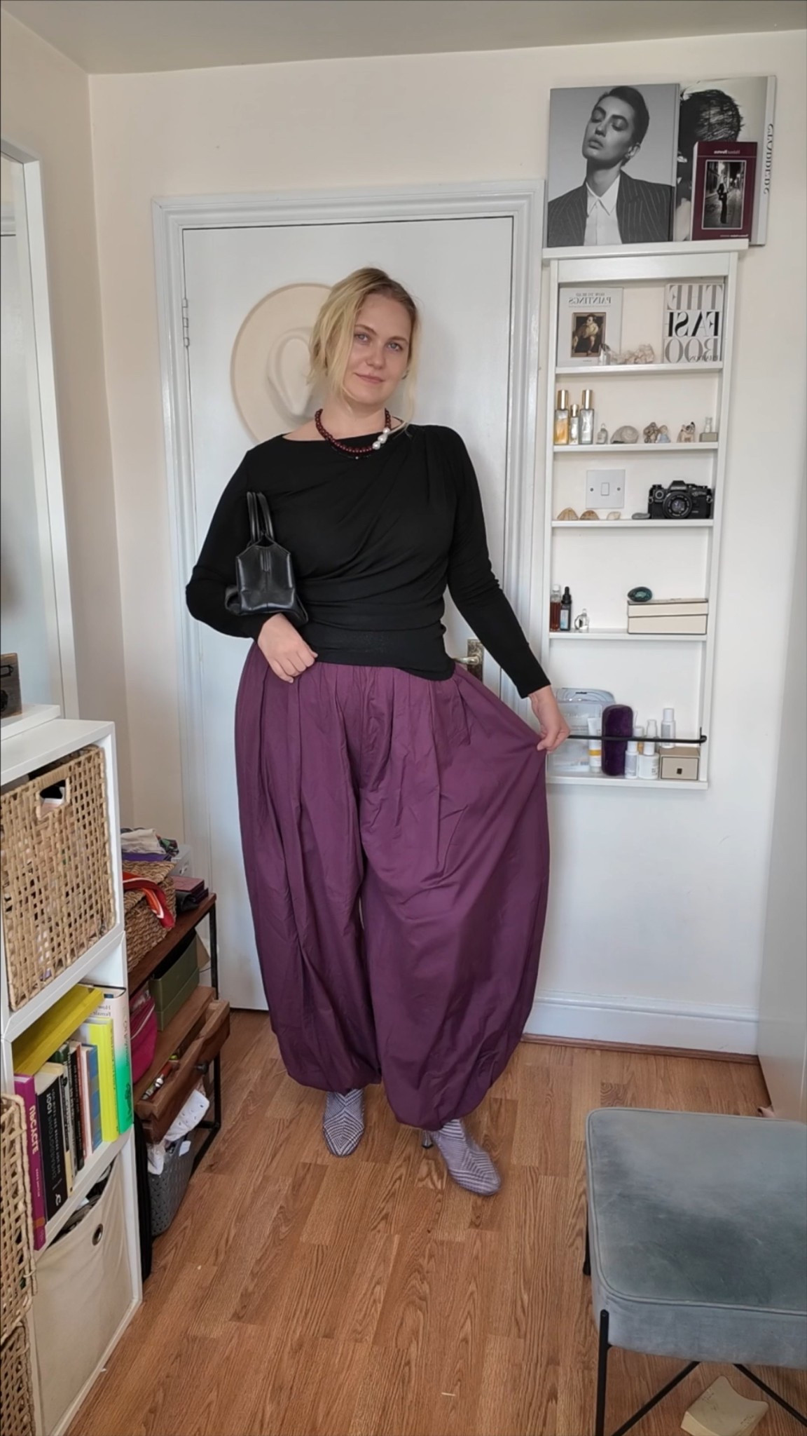 Is it a fit.. or is she just skinny?!

 testing out the balloon trouser trend on a curvy body shape 🤌🏼

#LTKcurves #LTKstyletip #LTKautumn