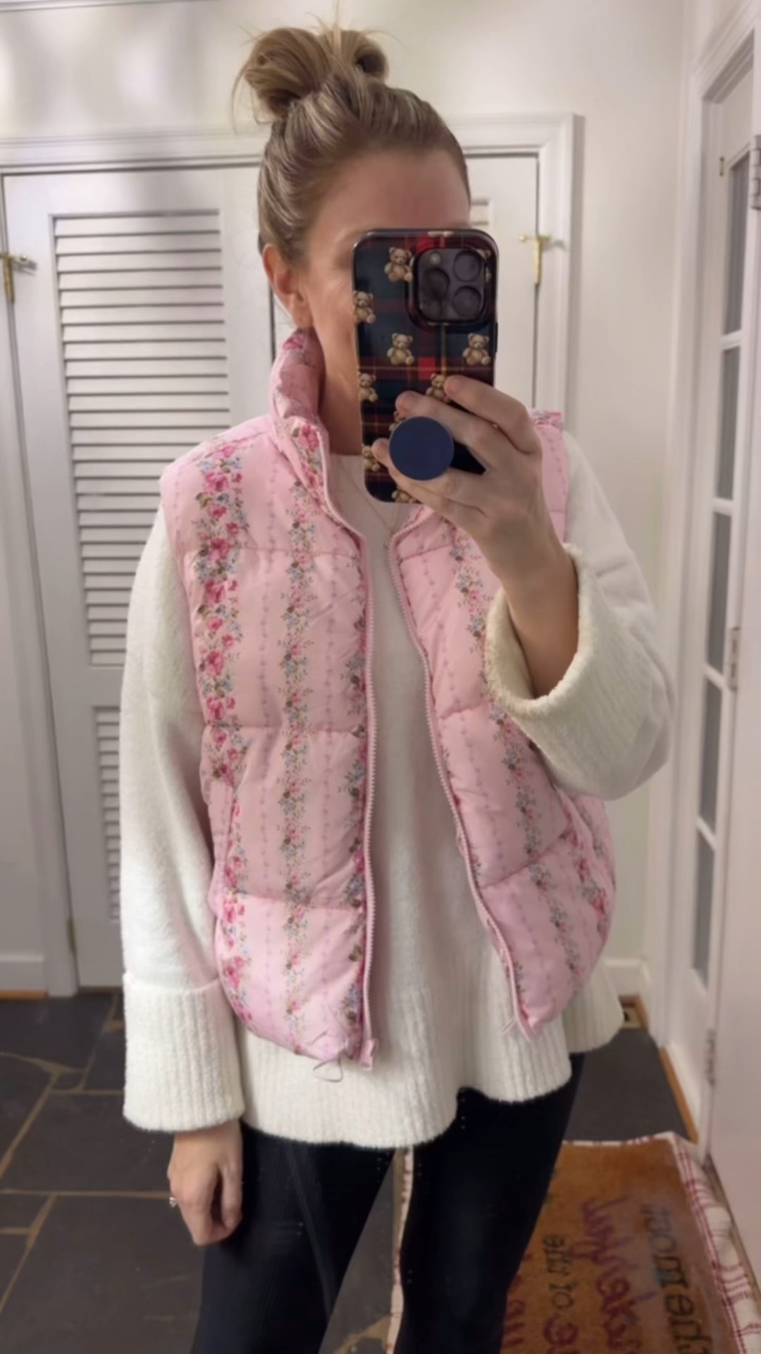 The cutest $20 puffer vests from Walmart! In size L. 
