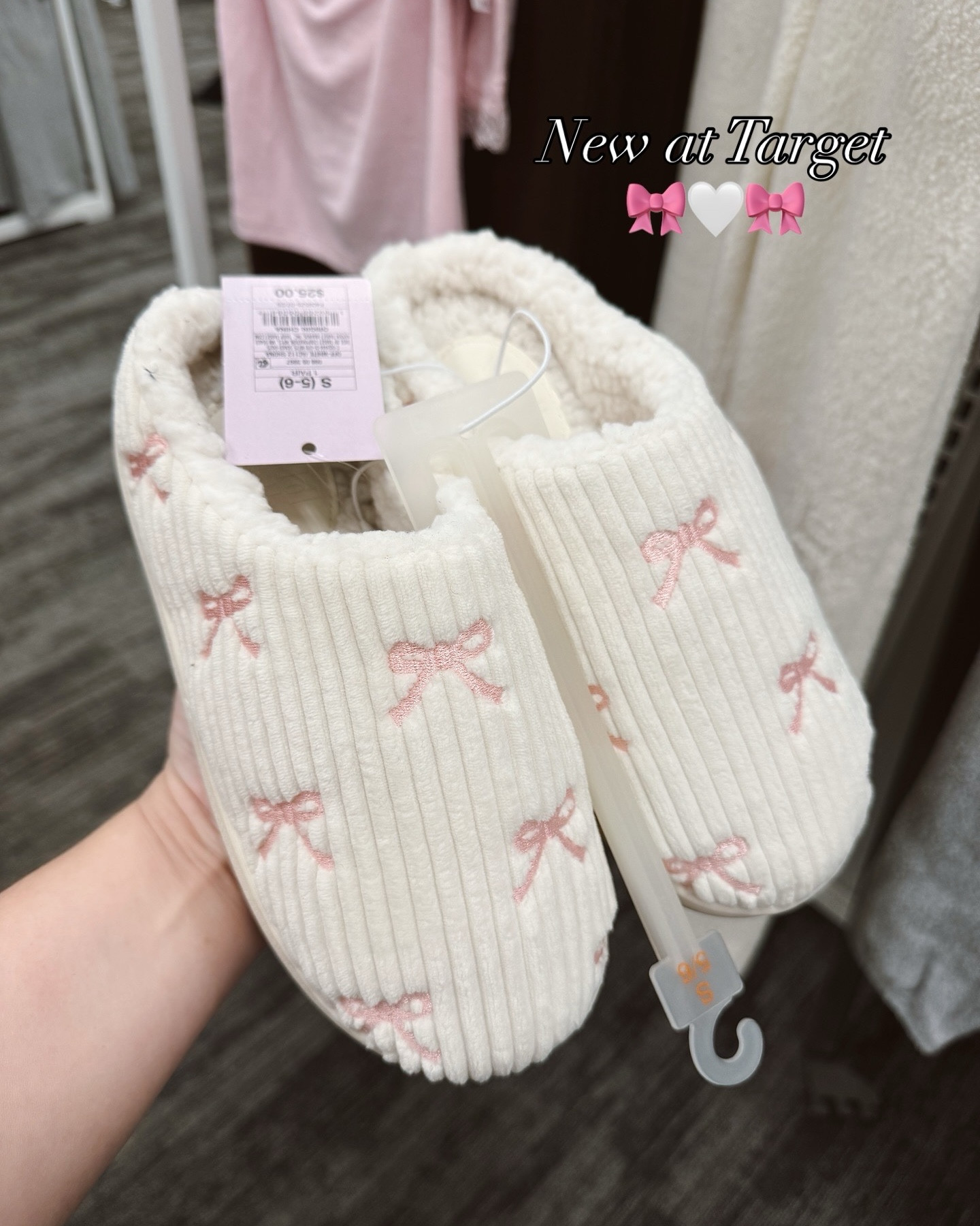 These bow slippers at target are sooo cute! Perfect for gifting 🎀🤍

#LTKShoeCrush #LTKKids #LTKSeasonal